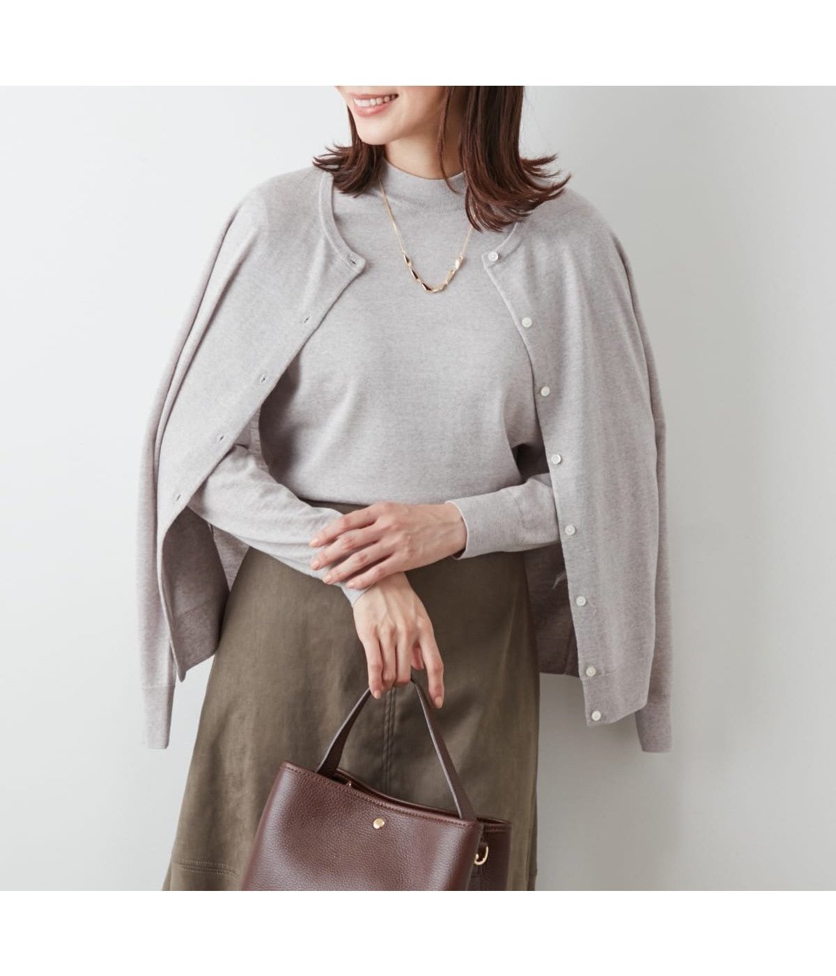 【ニューヨーカー/NEWYORKER】の【手洗い可能】キャッシュウール クルーネックカーディガン インテリア・キッズ・メンズ・レディースファッション・服の通販 founy(ファニー) 　ファッション　Fashion　レディースファッション　Fashion for Women　トップス・カットソー　Cut & Sew Tops　カーディガン・羽織り　Layered Style Cardigans　アンサンブル　Ensemble Set　イタリア　Italy　カーディガン　Cardigan, Knitwear　シンプル　Simple, Minimal　トレンド　Trend, Trending Now　定番　Standard, Basic Item　長袖　Long Sleeve, Full Sleeve　ベーシック　Basic, Essential　ローズ　Rose, Rose Motif　A/W・秋冬　Autumn/Winter　おすすめ　Recommended / Our Picks　グレージュ|ID: prp329100004786893 ipo3291000000034820914