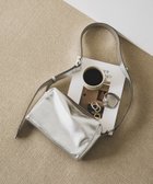 【ラシット/russet】のレザースクエアショルダーバッグ 人気、トレンドファッション・服の通販 founy(ファニー) ファッション Fashion レディースファッション Fashion for Women バッグ Bags ショルダー Shoulder, Shoulder Strap シルバー Silver, Metallic Silver シンプル Simple, Minimal スクエア Square, Square Shape 財布 Wallet, Purse 定番 Standard, Basic Item フォルム Silhouette, Form ベーシック Basic, Essential ポケット Pocket, Pocket Detail ポーチ Pouch, Small Case ラップ Wrap, Wrap Design 日本製 Made In Japan エレガント 上品 Elegant 2025年 2025 2025-2026秋冬・A/W Autumn/Winter 2025–26 AW25–26 thumbnail シルバー|ID: prp329100004787202 ipo3291000000034868361