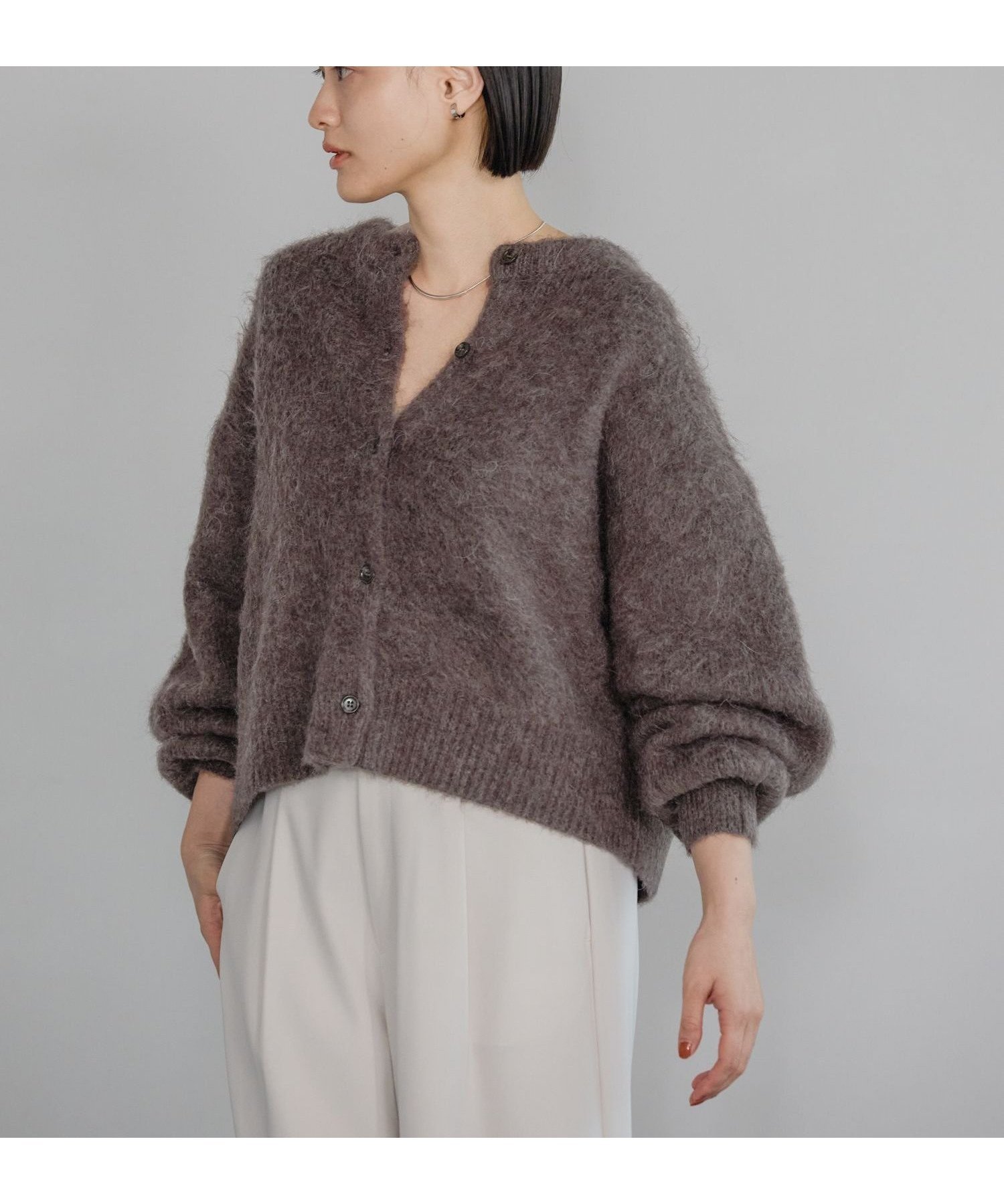 【アパートバイローリーズ/apart by lowrys】の【WEB限定】5G2WAYクルーカーディガン 人気、トレンドファッション・服の通販 founy(ファニー) 　ファッション　Fashion　レディースファッション　Fashion for Women　トップス・カットソー　Cut & Sew Tops　カーディガン・羽織り　Layered Style Cardigans　インナー　Innerwear　カーディガン　Cardigan, Knitwear　フェミニン　Feminine, Girly　人気　Popular, Best Seller　冬　Winter / This Winter　羽織　Haori, Light Jacket　 other-1|ID: prp329100004787208 ipo3291000000034896427