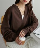 【ディスコート/Discoat】の【新色追加!/WEB限定】深Vショート丈スウェット 人気、トレンドファッション・服の通販 founy(ファニー) ファッション Fashion レディースファッション Fashion for Women トップス・カットソー Cut & Sew Tops レディースパーカー・カジュアルフーディー Casual Hoodies & Sweatshirts スウェット・クルーネックトップス Sweatshirts & Crewnecks / Relaxed Fit Sweat Tops おすすめ Recommended / Our Picks キャミソール Camisole, Spaghetti Strap Top キャミワンピース Cami Dress, Slip Dress ショート Short, Short Length シンプル Simple, Minimal スウェット / スエット Sweatshirt, Sweatwear タートルネック Turtleneck, High Neck フレア Flare, Flared thumbnail ブラウン|ID: prp329100004787277 ipo3291000000034943264