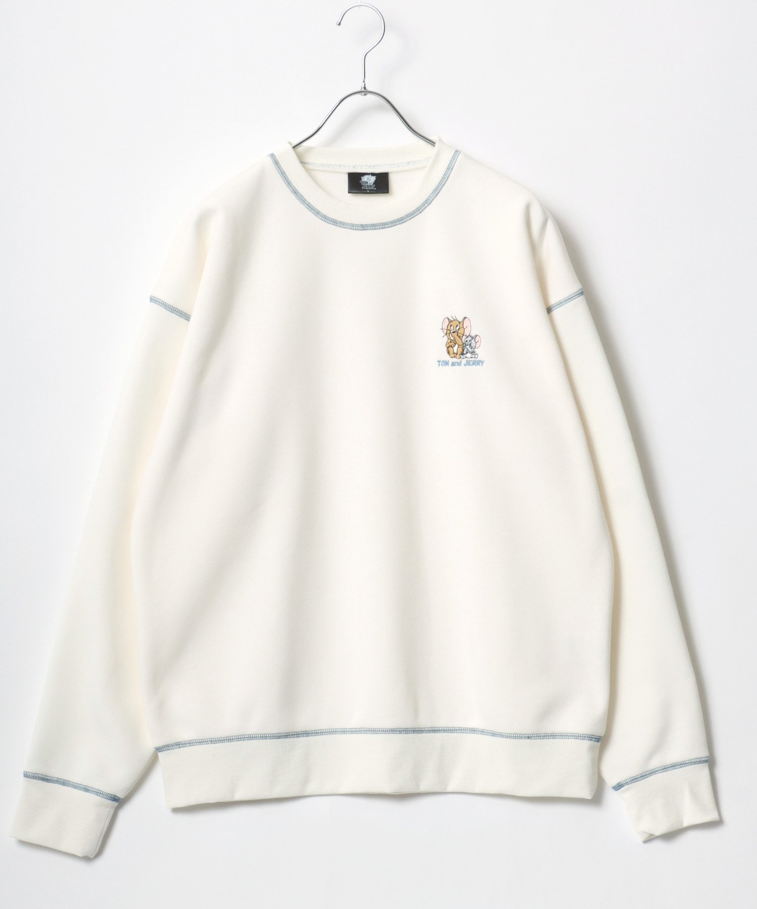 【マルカワ/MARUKAWA】のTom and Jerry トムとジェリー トレーナー メンズ スウェット 裏起毛 オーバーサイズ インテリア・キッズ・メンズ・レディースファッション・服の通販 founy(ファニー) 　ファッション　Fashion　レディースファッション　Fashion for Women　トップス・カットソー　Cut & Sew Tops　レディースパーカー・カジュアルフーディー　Casual Hoodies & Sweatshirts　スウェット・クルーネックトップス　Sweatshirts & Crewnecks / Relaxed Fit Sweat Tops　カーゴパンツ　Cargo Pants, Utility Pants　キャップ　Cap, Baseball Cap　キャラクター　Character, Licensed Characters　コンビ　Combo, Combination Style　サッカー　Seersucker, Summer Fabric　サロペット　Overalls, Salopette　シアー　Sheer, See-Through　シフォン　Chiffon, Lightweight Fabric　ショルダー　Shoulder, Shoulder Strap　ジャケット　Jacket, Outerwear　ジーンズ　Jeans, Denim Pants　スウェット / スエット　Sweatshirt, Sweatwear　スニーカー　Sneakers, Trainers　スポーツ　Sports, Activewear　ダウン　Down, Puffer　チュール　Tulip, Tulip Motif　デニム　Denim, Jeans Material　トレンド　Trend, Trending Now　トレーナー　Sweatshirt, Trainer　ネコ　Cat, Feline Motif　パターン　Pattern, Design Print　パーカー　Hoodie, Parka　ビッグ　Big, Oversized　プリント　Print, Printed Pattern　マーメイド　Mermaid, Fishtail Silhouette　ホワイト系その他|ID: prp329100004787383 ipo3291000000034781600