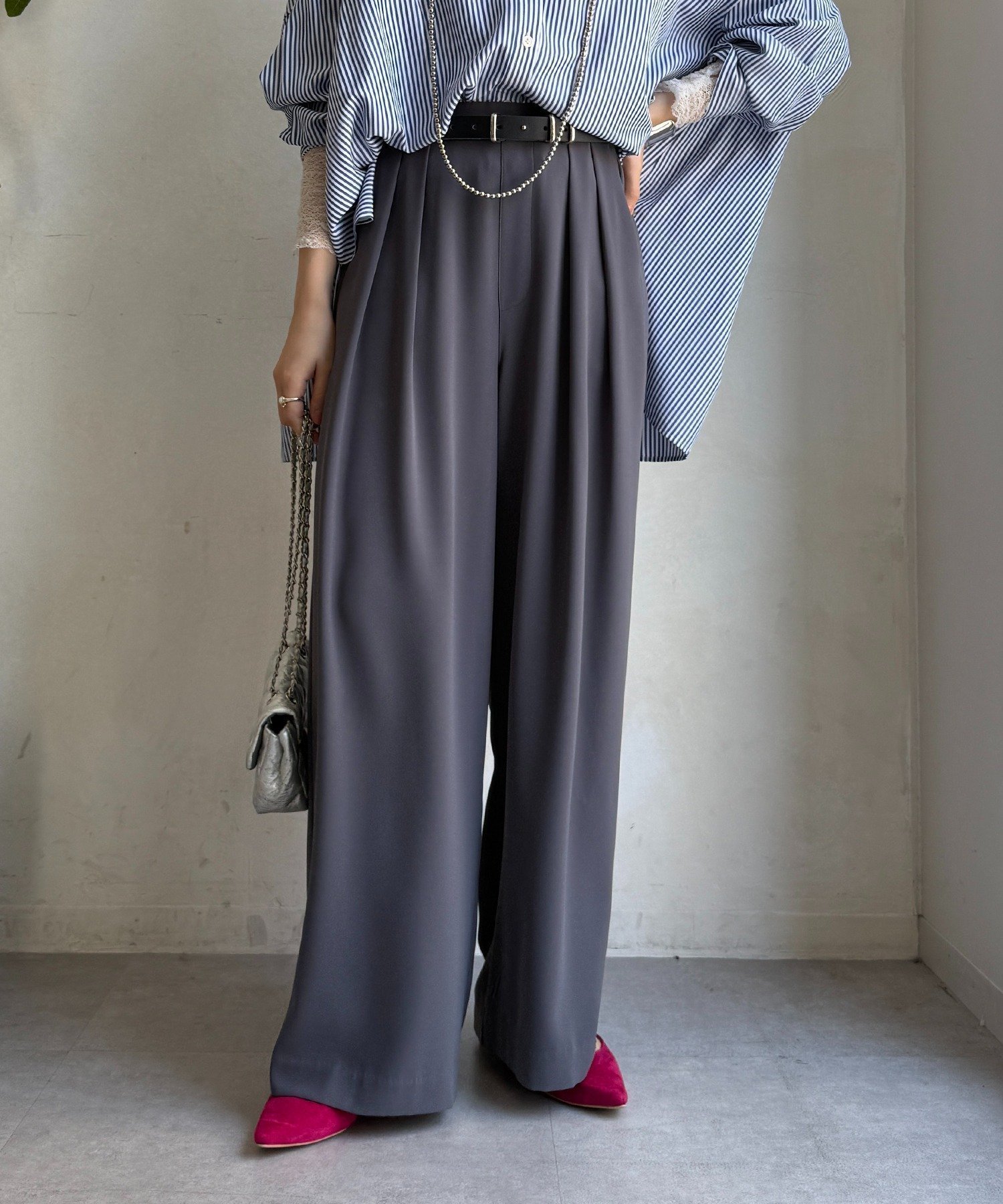 【ドゥドゥ/DouDou】の【累計販売数3万枚突破/20色4サイズ展開!】タックワイドパンツ インテリア・キッズ・メンズ・レディースファッション・服の通販 founy(ファニー) 　ファッション　Fashion　レディースファッション　Fashion for Women　パンツ　Pants & Trousers　スマート　Smart, Elegant　雑誌　Magazine, Fashion Magazine　フロント　Front, Front Design　A/W・秋冬　Autumn/Winter　冬　Winter / This Winter　再入荷　Restock / Back in Stock　2025年　2025　2025-2026秋冬・A/W　Autumn/Winter 2025–26 AW25–26　チャコールグレー|ID: prp329100004787432 ipo3291000000035648627