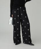 【バビロン/BABYLONE / KIDS】の花刺繍イージーパンツ 人気、トレンドファッション・服の通販 founy(ファニー) ファッション Fashion キッズファッション Fashion for Kids ボトムス Bottoms コンパクト Compact, Small Size サテン Satin, Glossy Fabric シンプル Simple, Minimal スパンコール Sequins, Sequin Embellishment フラワー Flower, Floral ポケット Pocket, Pocket Detail 冬 Winter / This Winter 再入荷 Restock / Back in Stock おすすめ Recommended / Our Picks thumbnail ブラック19|ID: prp329100004787504 ipo3291000000034747716