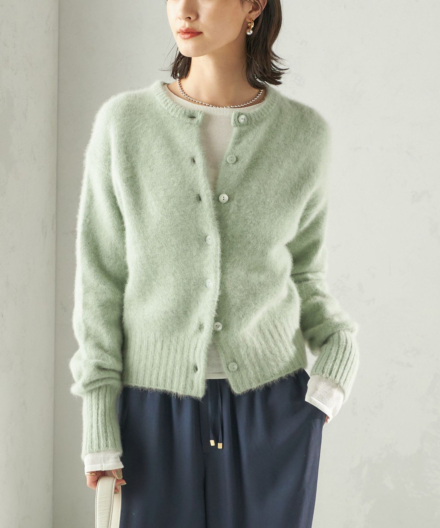 【シップス フォー ウィメン/SHIPS】の【一部WEB限定】 手洗い可能 フォックス クルーネック ニット カーディガン インテリア・キッズ・メンズ・レディースファッション・服の通販 founy(ファニー) ファッション Fashion レディースファッション Fashion for Women トップス・カットソー Cut & Sew Tops ニット Knit Tops & Sweaters カーディガン・羽織り Layered Style Cardigans カーディガン Cardigan, Knitwear コンパクト Compact, Small Size シンプル Simple, Minimal フォックス Fox, Fox Fur ベーシック Basic, Essential ボトム Bottoms, Lower Wear ポケット Pocket, Pocket Detail ミドル Middle Length, Mid Height エレガント 上品 Elegant 2025年 2025 2025-2026秋冬・A/W Autumn/Winter 2025–26 AW25–26 ライトグリーン|ID: prp329100004787512 ipo3291000000034773665