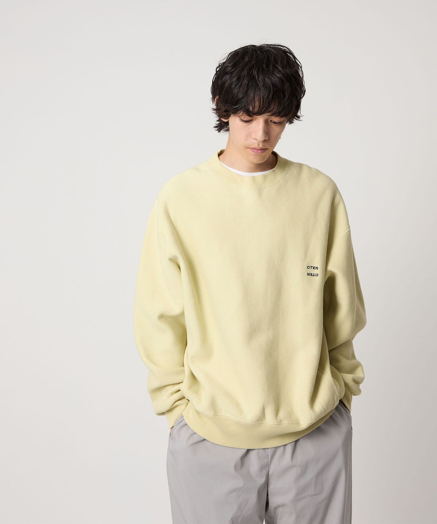 【シテン/CITEN】のCITEN ヒュージリバース スウェットシャツ インテリア・キッズ・メンズ・レディースファッション・服の通販 founy(ファニー) ファッション Fashion レディースファッション Fashion for Women トップス・カットソー Cut & Sew Tops シャツ・ブラウス・オフィスカジュアル Elegant Blouses & Button-Ups レディースパーカー・カジュアルフーディー Casual Hoodies & Sweatshirts スウェット・クルーネックトップス Sweatshirts & Crewnecks / Relaxed Fit Sweat Tops コンパクト Compact, Small Size ジャケット Jacket, Outerwear スウェット / スエット Sweatshirt, Sweatwear セットアップ Set-Up, Coordinated Outfit バランス Balance, Style Balance フィット Fit, Slim Fit おすすめ Recommended / Our Picks エレガント 上品 Elegant YELLOW|ID: prp329100004787590 ipo3291000000034977723