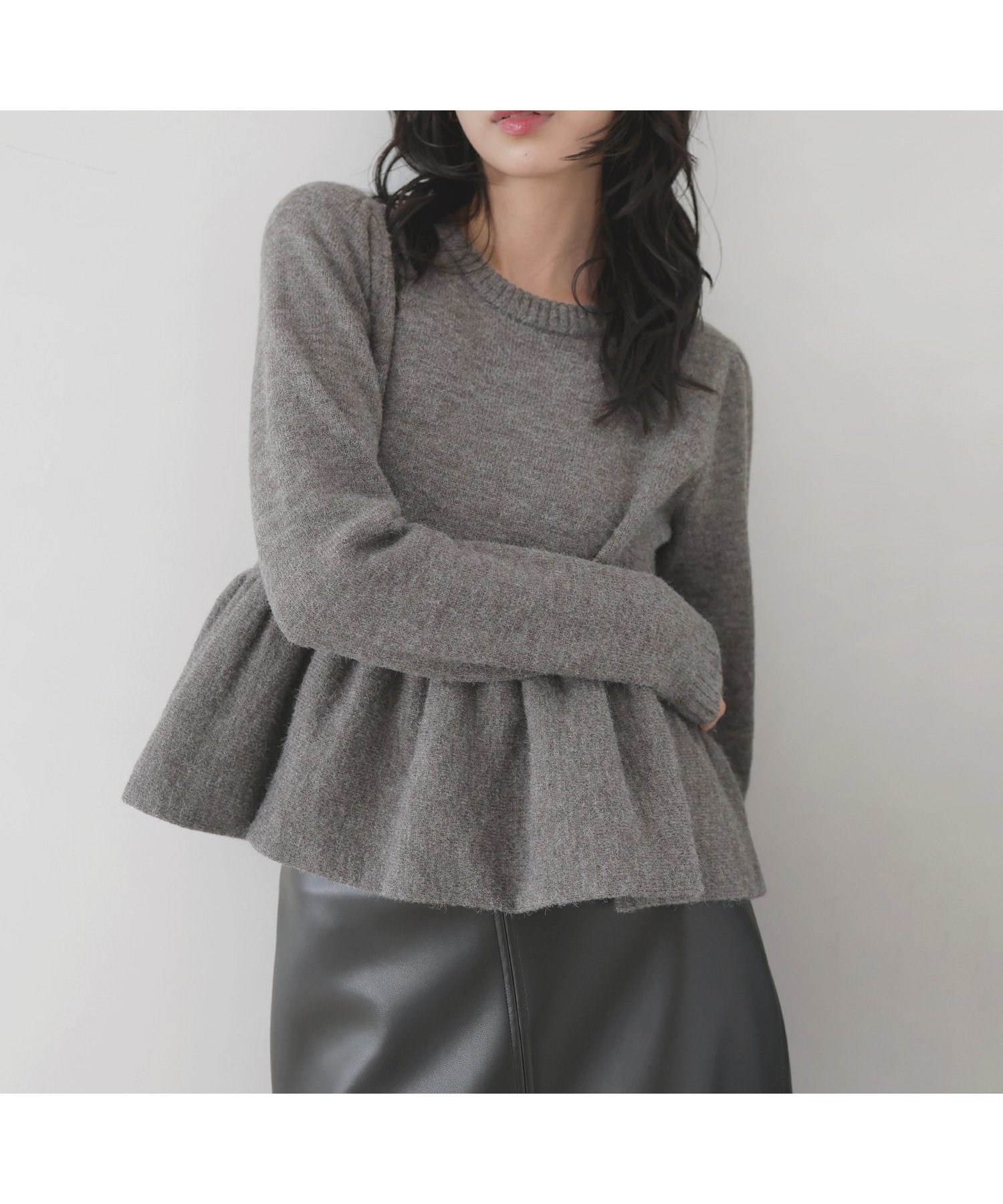 【リアン/Lian】のペプラムバルーンニットプルオーバー インテリア・キッズ・メンズ・レディースファッション・服の通販 founy(ファニー) 　ファッション　Fashion　レディースファッション　Fashion for Women　トップス・カットソー　Cut & Sew Tops　ニット　Knit Tops & Sweaters　カジュアルプルオーバー・ニットトップス　Pullovers & Knit Tops / Casual Pullovers　ペプラム　Peplum, Flared Hem　チャコールグレー|ID: prp329100004787606 ipo3291000000034831857