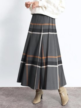 【ヴァン/Vin】のチェックフレアスカート 人気、トレンドファッション・服の通販 founy(ファニー) ファッション Fashion レディースファッション Fashion for Women スカート Skirts Aライン・フレアスカート A-Line & Flared Skirts チェック Check, Plaid, Tartan フェミニン Feminine, Girly フレア Flare, Flared ロング Long, Long-Length A/W・秋冬 Autumn/Winter エレガント 上品 Elegant |ID:prp329100004787650