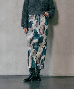 【レプシィム ローリーズファーム/LEPSIM LOWRYS FARM】のストレッチサテン柄スカート 人気、トレンドファッション・服の通販 founy(ファニー) ファッション Fashion レディースファッション Fashion for Women スカート Skirts おすすめ Recommended / Our Picks サテン Satin, Glossy Fabric スウェット / スエット Sweatshirt, Sweatwear ストレッチ Stretch, Stretchy Fabric プリント Print, Printed Pattern 人気 Popular, Best Seller |ID:prp329100004787715