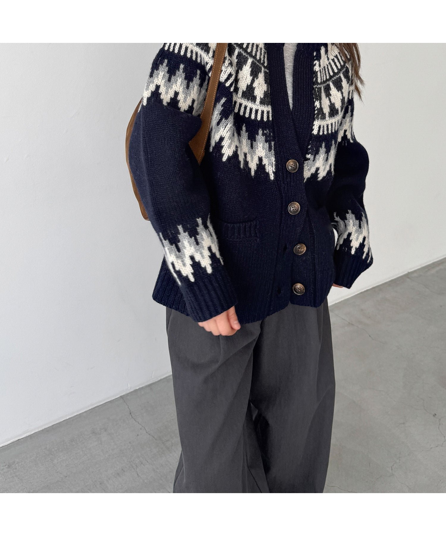 【キャナルジーン/CANAL JEAN】のEl mar ノルディックニットカーディガン インテリア・キッズ・メンズ・レディースファッション・服の通販 founy(ファニー) ファッション Fashion レディースファッション Fashion for Women トップス・カットソー Cut & Sew Tops ニット Knit Tops & Sweaters カーディガン・羽織り Layered Style Cardigans おすすめ Recommended / Our Picks カーディガン Cardigan, Knitwear スリーブ Sleeve, Long Sleeve / Short Sleeve ボトム Bottoms, Lower Wear ポケット Pocket, Pocket Detail ネイビー|ID: prp329100004787789 ipo3291000000034831466