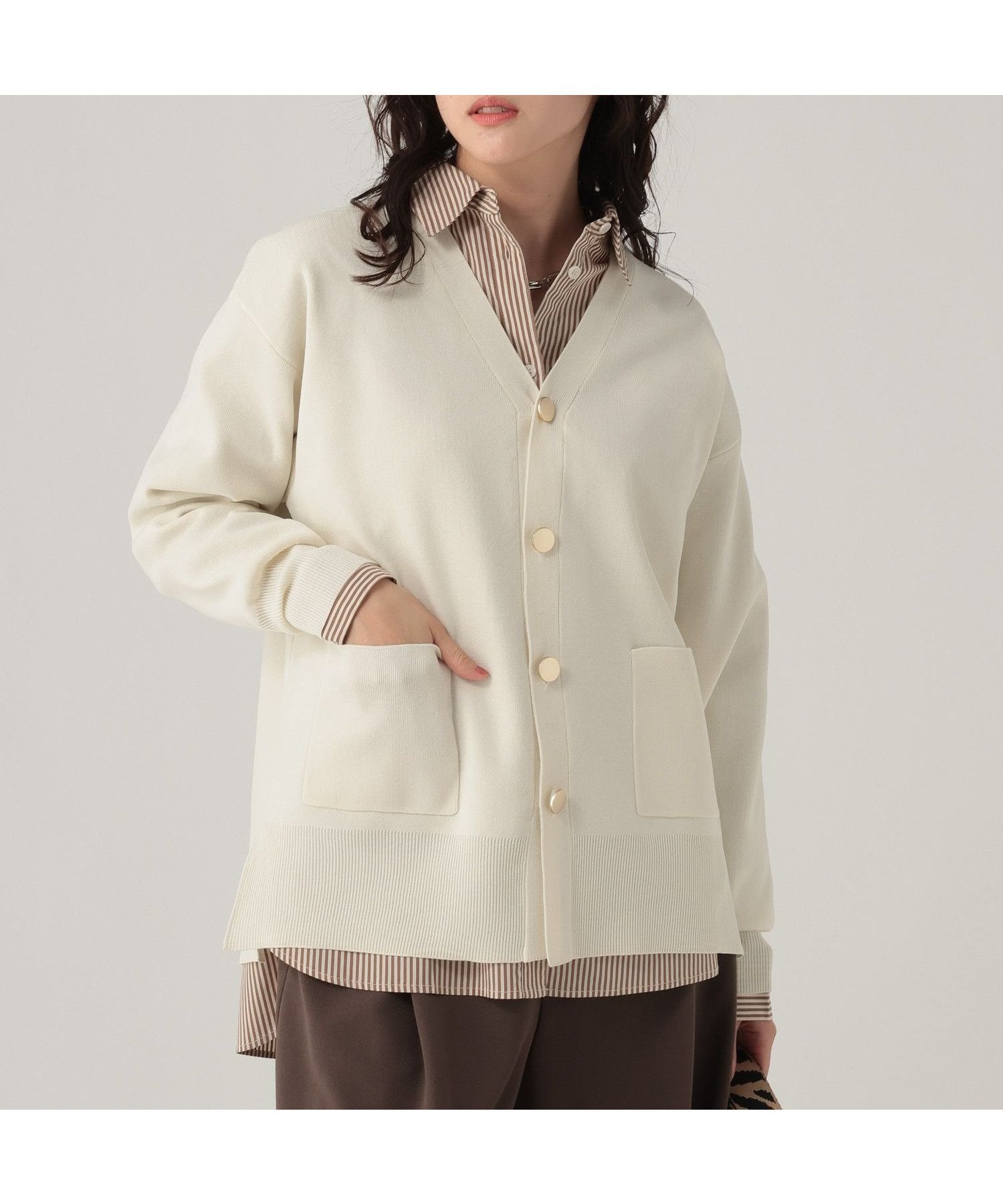 【エルーラ/Elura】のWEB限定カラー 【ランキング獲得!】もっちり立体オーバーカーディガン/327462 インテリア・キッズ・メンズ・レディースファッション・服の通販 founy(ファニー) 　ファッション　Fashion　レディースファッション　Fashion for Women　トップス・カットソー　Cut & Sew Tops　カーディガン・羽織り　Layered Style Cardigans　秋　Autumn　カットソー　Cut and Sewn Top　カーディガン　Cardigan, Knitwear　タイトスカート　Pencil Skirt, Tight Skirt　チェック　Check, Plaid, Tartan　デニム　Denim, Jeans Material　人気　Popular, Best Seller　バランス　Balance, Style Balance　フェミニン　Feminine, Girly　フレア　Flare, Flared　ボトム　Bottoms, Lower Wear　羽織　Haori, Light Jacket　リラックス　Relax, Relaxed Fit　ワイド　Wide, Wide Fit　A/W・秋冬　Autumn/Winter　エレガント 上品　Elegant　オフホワイト05|ID: prp329100004787808 ipo3291000000035351370