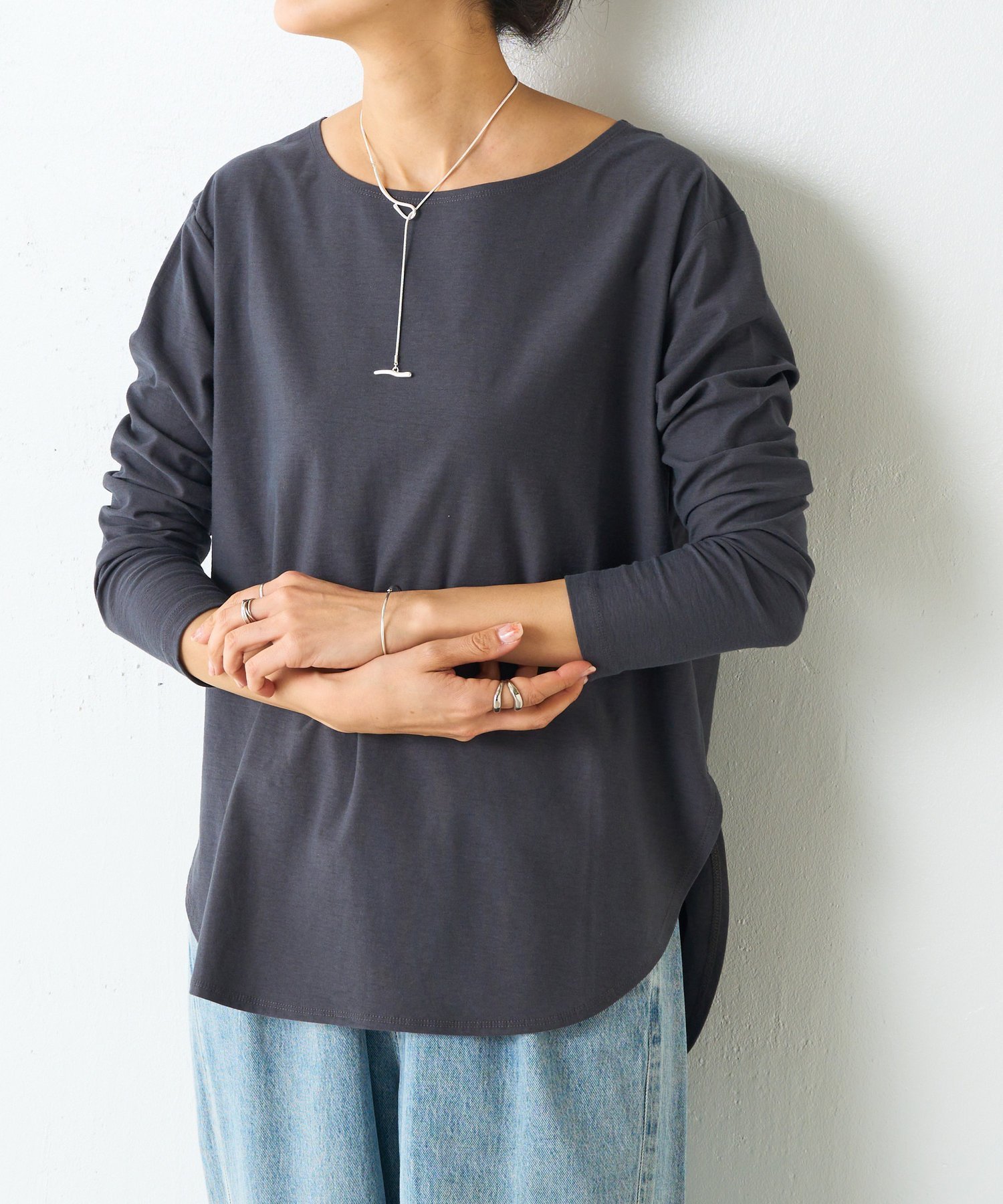 【ビアズリー/BEARDSLEY】のスラブコットン長袖T インテリア・キッズ・メンズ・レディースファッション・服の通販 founy(ファニー) 　ファッション　Fashion　レディースファッション　Fashion for Women　トップス・カットソー　Cut & Sew Tops　インナー　Innerwear　デコルテ　Décolleté, Neckline　長袖　Long Sleeve, Full Sleeve　再入荷　Restock / Back in Stock　ダークグレー|ID: prp329100004787834 ipo3291000000035032152