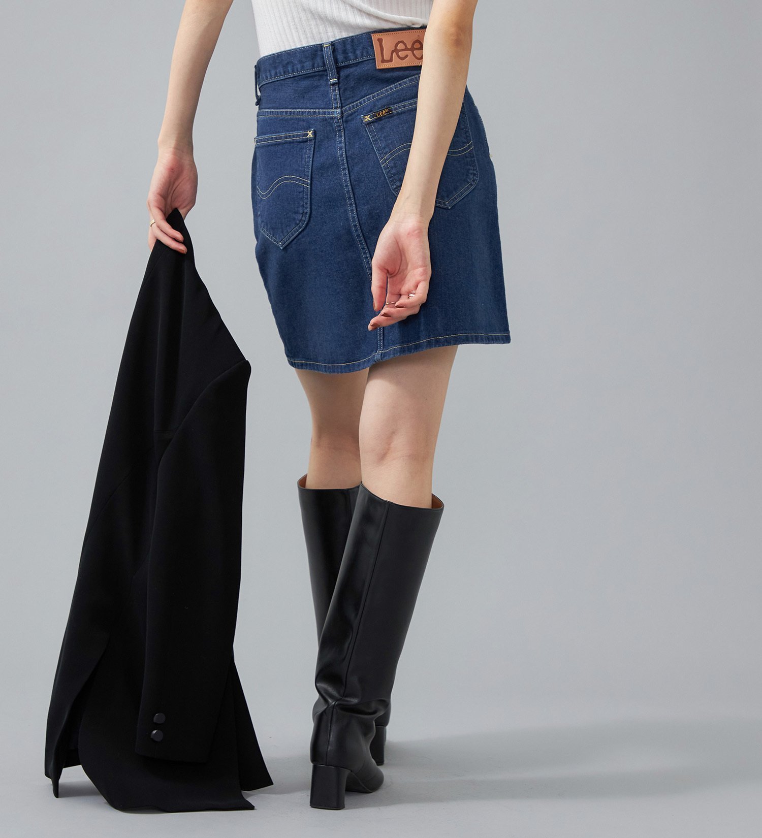 【エドウイン オンライン モール/EDWIN ONLINE MALL】のLee STANDARD WARDROBE デニム ミニスカート【OtonaMuse6月号掲載】 インテリア・キッズ・メンズ・レディースファッション・服の通販 founy(ファニー) 雑誌掲載アイテム Magazine Picks & Fashion Features ファッション雑誌 Fashion Magazines オトナミューズ otona MUSE ファッション Fashion レディースファッション Fashion for Women スカート Skirts ミニスカート Mini Skirts カーディガン Cardigan, Knitwear シンプル Simple, Minimal スウェット / スエット Sweatshirt, Sweatwear 雑誌 Magazine, Fashion Magazine デニム Denim, Jeans Material 台形 A-Line, Trapezoid Shape 人気 Popular, Best Seller ベーシック Basic, Essential ミニスカート Mini Skirt, Short Skirt 6月号 June Issue, Jun. Edition ロング Long, Long-Length 中色ブルー|ID: prp329100004787967 ipo3291000000034881675