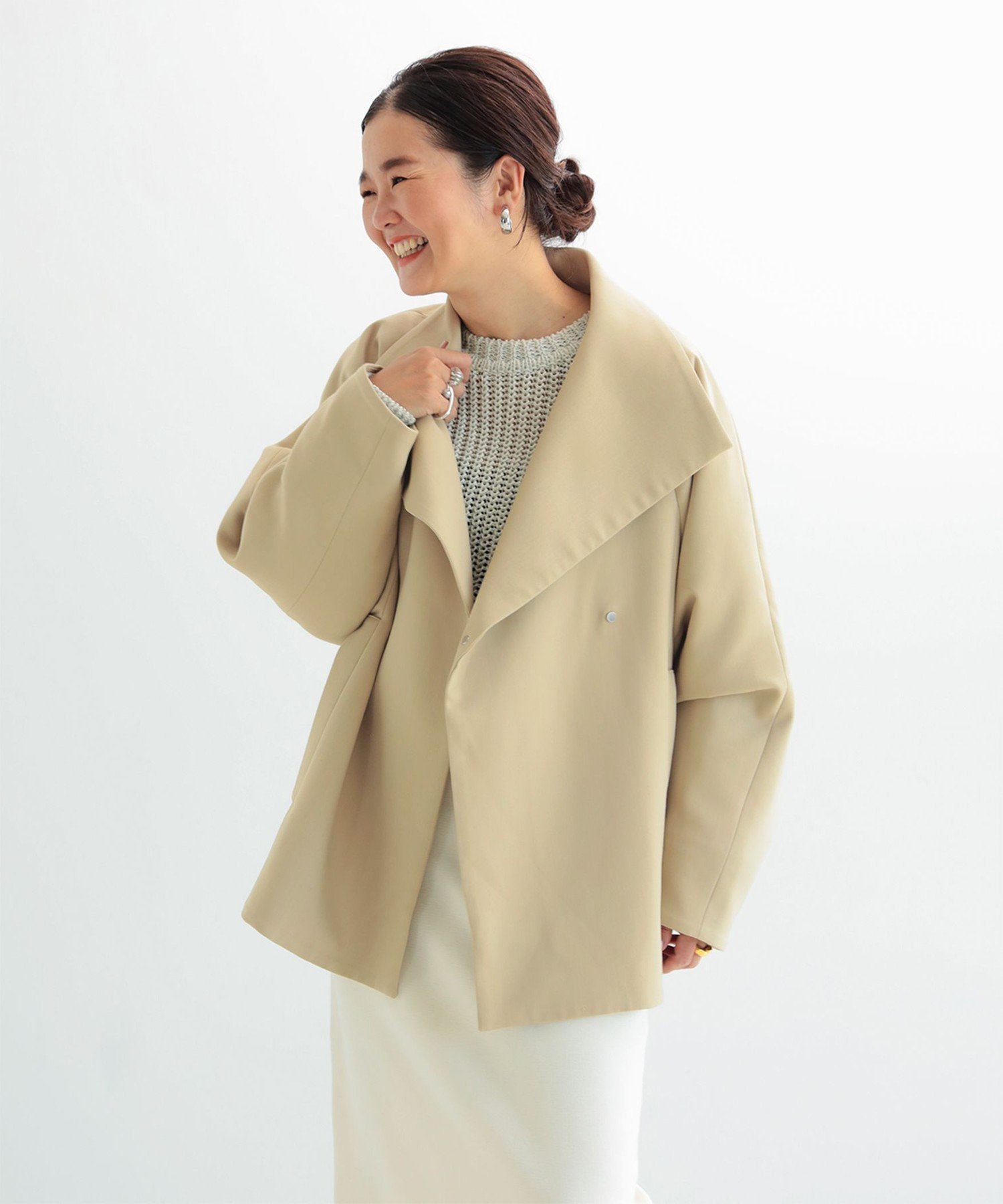 【デミルクス ビームス/Demi-Luxe BEAMS】のスタンドネック 中綿ブルゾン コート .M ドットエム インテリア・キッズ・メンズ・レディースファッション・服の通販 founy(ファニー) 　ファッション　Fashion　レディースファッション　Fashion for Women　アウター　Coat / Outerwear Collection　コート・ロングコート・ピーコート　Long Coats, Peacoats & More　ブルゾンジャケット・スポーティアウター　Blouson Jackets　シンプル　Simple, Minimal　スタンド　Stand Collar, Upright Stand　スマート　Smart, Elegant　タイトスカート　Pencil Skirt, Tight Skirt　ダブル　Double, Double-Breasted　なめらか　Smooth, Silky Texture　フォルム　Silhouette, Form　フラット　Flat, Flat Shoes　ブルゾン　Blouson, Bomber Jacket　ループ　Loop, Loop Knit　ワイド　Wide, Wide Fit　おすすめ　Recommended / Our Picks　エレガント 上品　Elegant　BEIGE|ID: prp329100004787997 ipo3291000000034772431