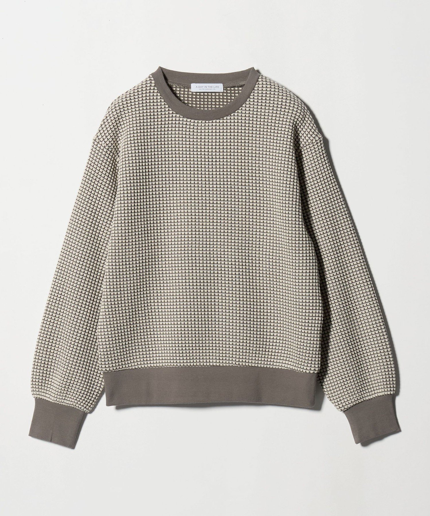 【ユナイテッドアローズ/UNITED ARROWS】の2トーン ワッフルTシャツ A DAY IN THE LIFE インテリア・キッズ・メンズ・レディースファッション・服の通販 founy(ファニー) 　ファッション　Fashion　レディースファッション　Fashion for Women　トップス・カットソー　Cut & Sew Tops　シャツ・ブラウス・オフィスカジュアル　Elegant Blouses & Button-Ups　ロングTシャツ・Tシャツ　Longline T-Shirts & Tees　インナー　Innerwear　カーディガン　Cardigan, Knitwear　シンプル　Simple, Minimal　ジャケット　Jacket, Outerwear　トレンド　Trend, Trending Now　バランス　Balance, Style Balance　無地　Plain, Solid Color　ワッフル　Waffle, Waffle Knit　アウトレット　Outlet / Clearance　ビジネス 仕事 通勤　Business / Work / Commuting　MOCA|ID: prp329100004788293 ipo3291000000034750823