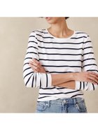【バナナリパブリック ファクトリーストア/BANANA REPUBLIC FACTORY STORE】のBANANA REPUBLIC FACTORY STORE タイムレスクルーネックTシャツ 人気、トレンドファッション・服の通販 founy(ファニー) ファッション Fashion レディースファッション Fashion for Women トップス・カットソー Cut & Sew Tops シャツ・ブラウス・オフィスカジュアル Elegant Blouses & Button-Ups ロングTシャツ・Tシャツ Longline T-Shirts & Tees インナー Innerwear ロング Long, Long-Length 羽織 Haori, Light Jacket thumbnail WHITE WITH NAVY STRIPE|ID: prp329100004788303 ipo3291000000034750877