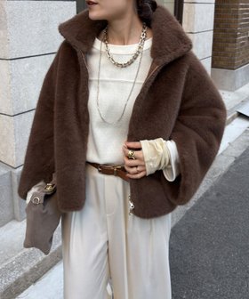 【ドゥドゥ/DouDou】の【完売カラー再追加!】フェイクファーリバーシブルコート 人気、トレンドファッション・服の通販 founy(ファニー) ファッション Fashion レディースファッション Fashion for Women アウター Coat / Outerwear Collection コート・ロングコート・ピーコート Long Coats, Peacoats & More スマート Smart, Elegant スリット Slit, Slit Detail 雑誌 Magazine, Fashion Magazine ブルゾン Blouson, Bomber Jacket リバーシブル Reversible, Two-Sided A/W・秋冬 Autumn/Winter 冬 Winter / This Winter 再入荷 Restock / Back in Stock エレガント 上品 Elegant 2025年 2025 2025-2026秋冬・A/W Autumn/Winter 2025–26 AW25–26 |ID:prp329100004788402