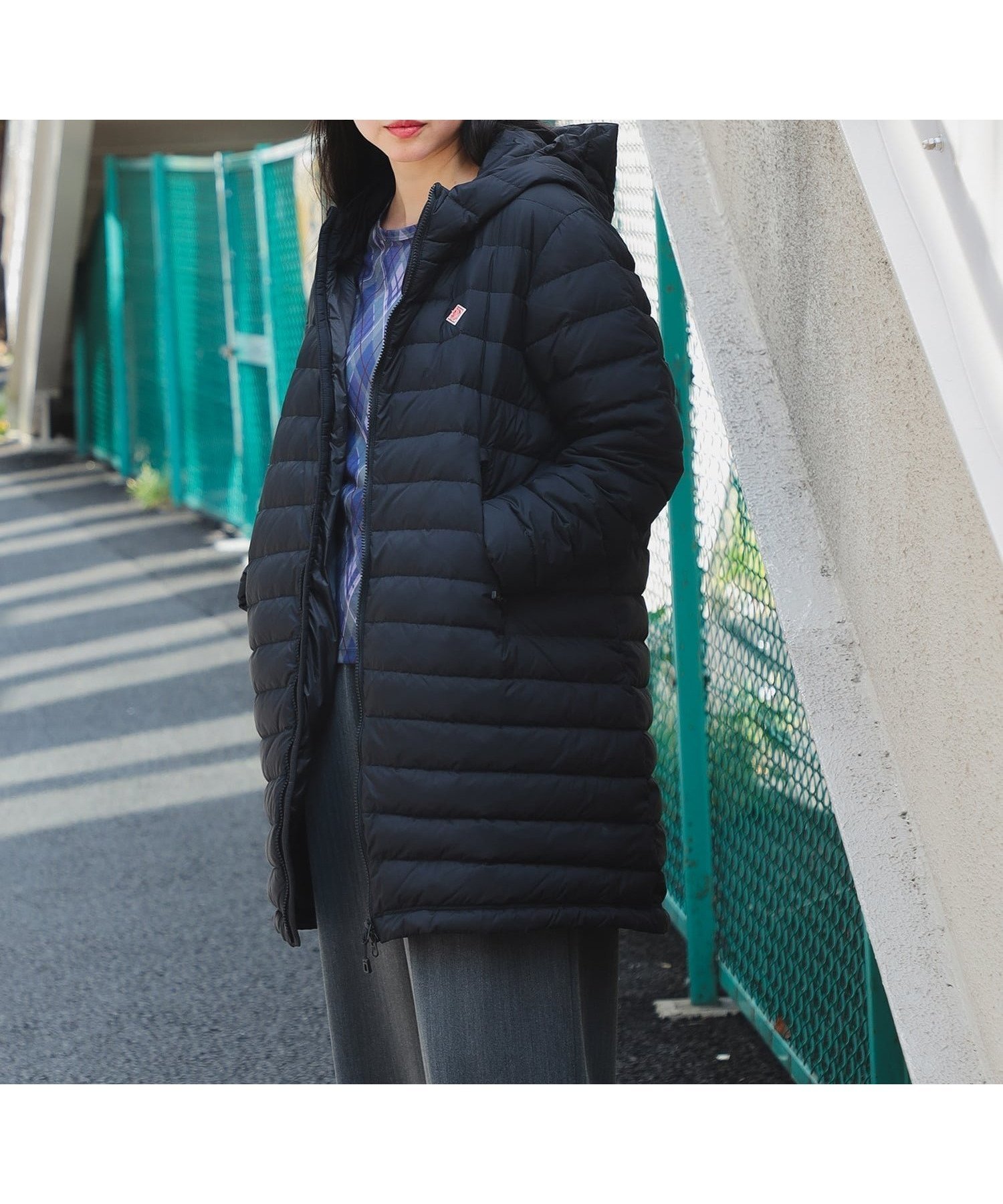 【ビームス ウイメン/BEAMS】の【WEB限定/ミドル丈/ライトダウン/軽量】DANTON / MIDDLE DOWN HOODED COAT 25AW ダウンコート 通勤通学 インテリア・キッズ・メンズ・レディースファッション・服の通販 founy(ファニー) ファッション Fashion レディースファッション Fashion for Women アウター Coat / Outerwear Collection コート・ロングコート・ピーコート Long Coats, Peacoats & More ダウンジャケット・軽量ダウン Warm & Lightweight Down Jackets 軽量 Lightweight, Ultra Light シンプル Simple, Minimal スラックス Slacks, Dress Pants ダウン Down, Puffer デニム Denim, Jeans Material 人気 Popular, Best Seller フランス France, French ミドル Middle Length, Mid Height ロング Long, Long-Length ワーク Workwear, Utility Style おすすめ Recommended / Our Picks エレガント 上品 Elegant ビジネス 仕事 通勤 Business / Work / Commuting 2025年 2025 2025-2026秋冬・A/W Autumn/Winter 2025–26 AW25–26 BLACK|ID: prp329100004788456 ipo3291000000034770451