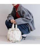 【ベイフロー/BAYFLOW】の2WAYで使える クシュショルダーパフキルトバッグ 人気、トレンドファッション・服の通販 founy(ファニー) ファッション Fashion レディースファッション Fashion for Women バッグ Bags キルティング Quilted, Quilting ショルダー Shoulder, Shoulder Strap フロント Front, Front Design モチーフ Motif, Design Theme ワンポイント One Point, Statement Accent 巾着 Drawstring Bag, Kinchaku thumbnail アイボリー52|ID: prp329100004788479 ipo3291000000034821411