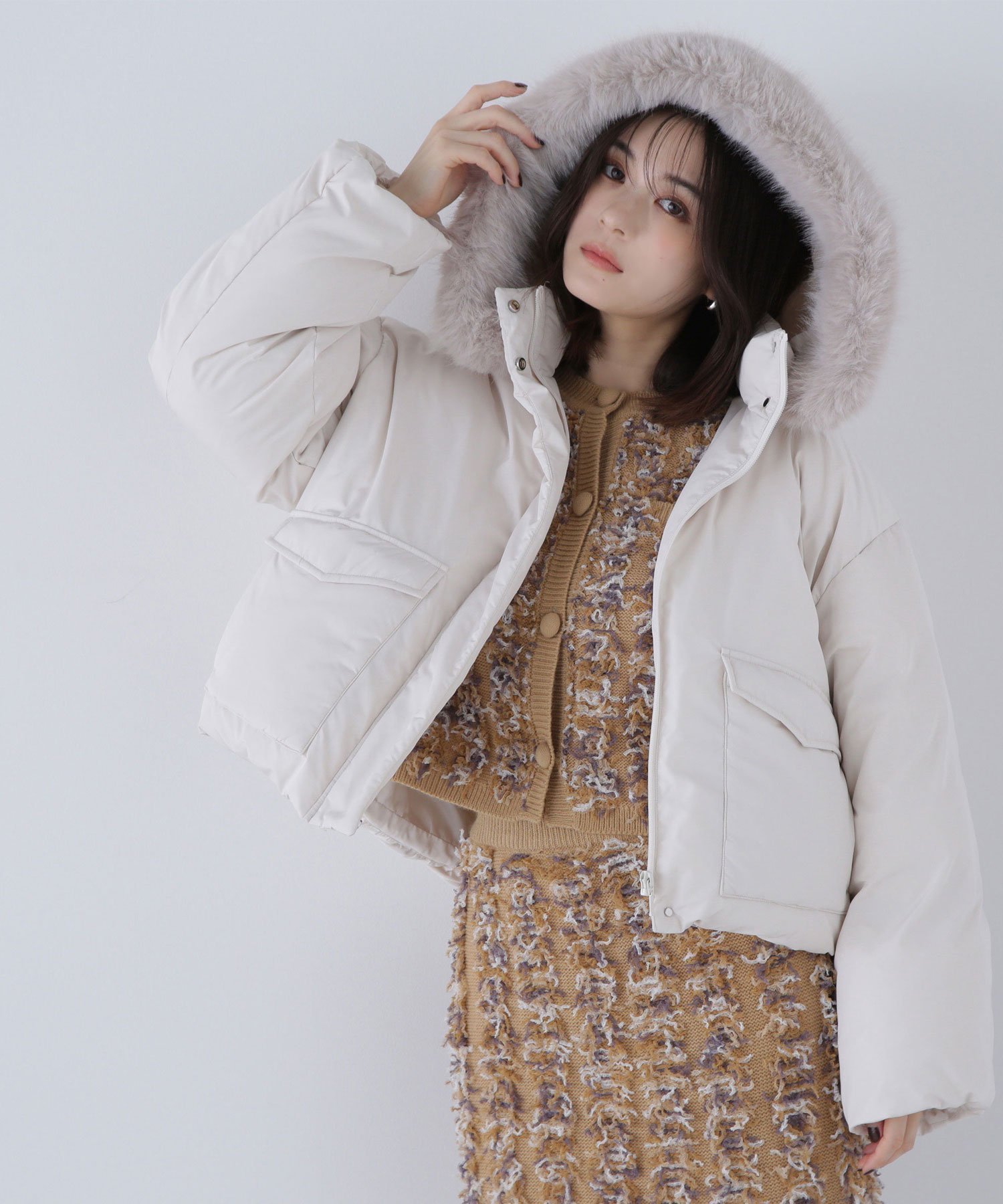 【ナチュラル ビューティー ベーシック/NATURAL BEAUTY BASIC】のフードファーショートダウン 人気、トレンドファッション・服の通販 founy(ファニー) ファッション Fashion レディースファッション Fashion for Women スタンド Stand Collar, Upright Stand ダウン Down, Puffer other-1|ID: prp329100004788584 ipo3291000000034782270