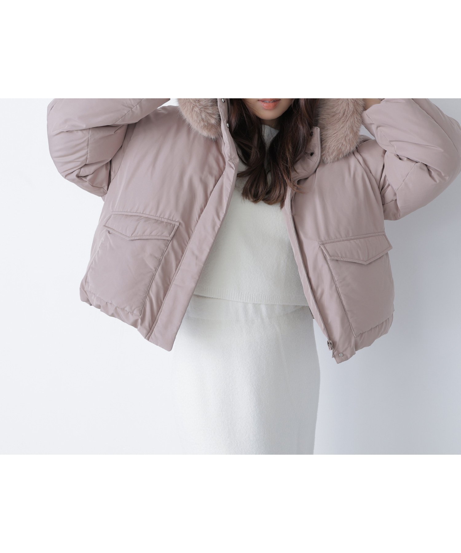 【ナチュラル ビューティー ベーシック/NATURAL BEAUTY BASIC】のフードファーショートダウン インテリア・キッズ・メンズ・レディースファッション・服の通販 founy(ファニー) ファッション Fashion レディースファッション Fashion for Women スタンド Stand Collar, Upright Stand ダウン Down, Puffer モカ|ID: prp329100004788584 ipo3291000000034782272