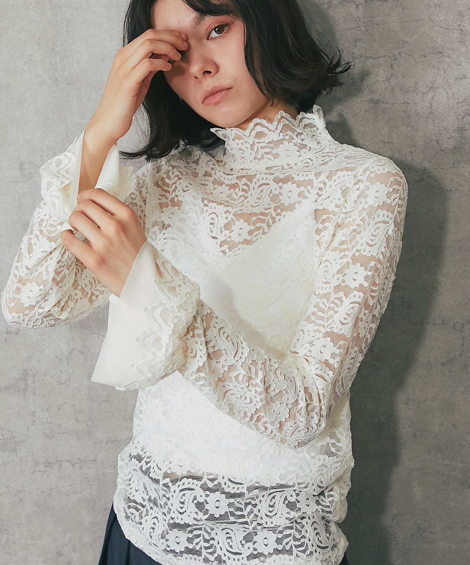 【スマイルオーキッド/SMILE ORCHID】のフリル袖レースブラウス インテリア・キッズ・メンズ・レディースファッション・服の通販 founy(ファニー) 　ファッション　Fashion　レディースファッション　Fashion for Women　トップス・カットソー　Cut & Sew Tops　シャツ・ブラウス・オフィスカジュアル　Elegant Blouses & Button-Ups　ボリューム袖・フリルスリーブブラウス　Voluminous & Ruffle Sleeves / Puffy Sleeve Tops　インナー　Innerwear　エレガント 上品　Elegant　シアー　Sheer, See-Through　スラックス　Slacks, Dress Pants　タイトスカート　Pencil Skirt, Tight Skirt　フェミニン　Feminine, Girly　フリル　Frill, Ruffle　フレア　Flare, Flared　レース　Lace, Lace Fabric　アイボリー|ID: prp329100004788596 ipo3291000000035033602