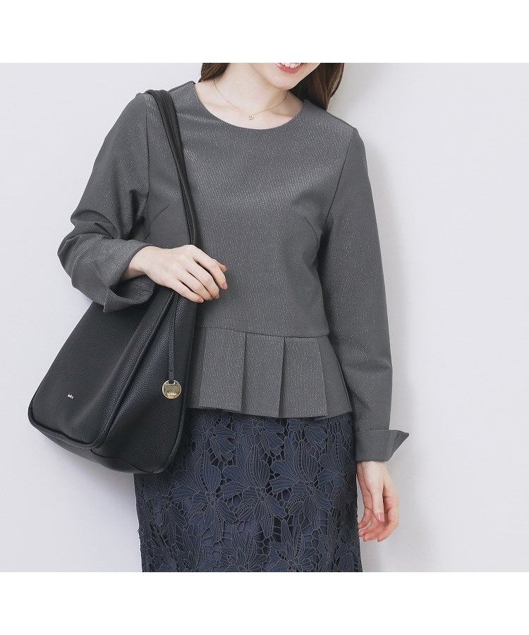 【インデックス/INDEX】のストレッチペプラムラメトップス【洗濯機OK/防シワ/抗ピル】《S~3L》 インテリア・キッズ・メンズ・レディースファッション・服の通販 founy(ファニー) ファッション Fashion レディースファッション Fashion for Women トップス・カットソー Cut & Sew Tops おすすめ Recommended / Our Picks シンプル Simple, Minimal ストレッチ Stretch, Stretchy Fabric スマート Smart, Elegant スリット Slit, Slit Detail セットアップ Set-Up, Coordinated Outfit デコルテ Décolleté, Neckline フォーマル Formal, Dressy ペプラム Peplum, Flared Hem エレガント 上品 Elegant チャコールグレー|ID: prp329100004788620 ipo3291000000034878896