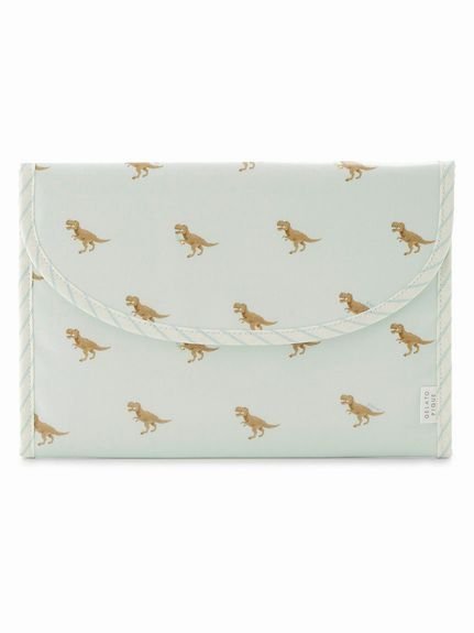 【ジェラート ピケ/gelato pique / KIDS】の【販路限定】総柄母子手帳ケースL インテリア・キッズ・メンズ・レディースファッション・服の通販 founy(ファニー) 　ファッション　Fashion　キッズファッション　Fashion for Kids　コイン　Coin, Coin Design　コーティング　Coating, Coated Finish　抗菌　Antibacterial, Bacteria-Resistant　スマート　Smart, Elegant　スリット　Slit, Slit Detail　定番　Standard, Basic Item　手帳　Planner, Notebook　人気　Popular, Best Seller　プリント　Print, Printed Pattern　ポケット　Pocket, Pocket Detail　旅行　Travel　MNT[021]|ID: prp329100004788698 ipo3291000000034752386