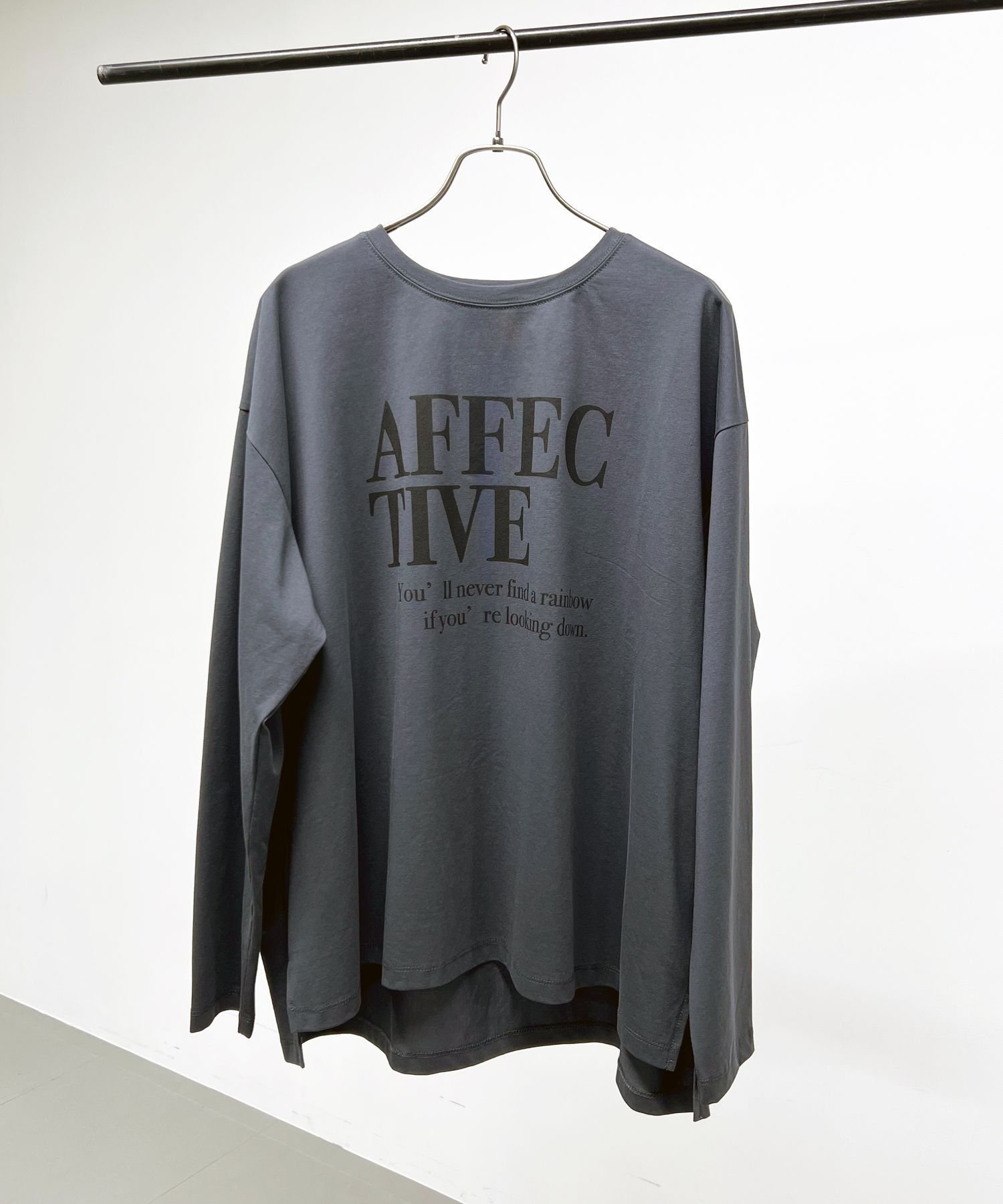 【バンヤードストーム/BARNYARDSTORM】のワイドシルエットロゴロンT / マシンウォッシャブル インテリア・キッズ・メンズ・レディースファッション・服の通販 founy(ファニー) 　ファッション　Fashion　レディースファッション　Fashion for Women　トップス・カットソー　Cut & Sew Tops　ロングTシャツ・Tシャツ　Longline T-Shirts & Tees　お家時間・ステイホーム　Stay Home / At Home　インナー　Innerwear　カーディガン　Cardigan, Knitwear　ロング　Long, Long-Length　ワイド　Wide, Wide Fit　人気　Popular, Best Seller　長袖　Long Sleeve, Full Sleeve　チャコール18|ID: prp329100004788705 ipo3291000000034752417