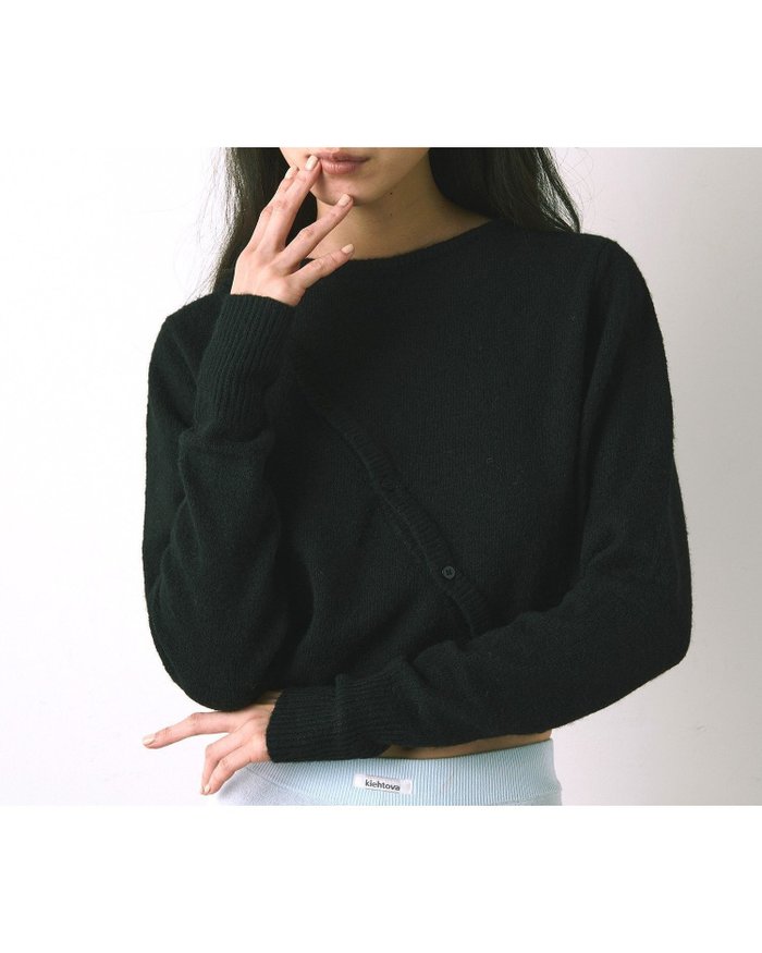 【エイチオーヴィー/H O V】のkiehtova/ASYMMETRY KNIT TOPS/アシンメトリーニットトップス ボタン 厚手 インテリア・キッズ・メンズ・レディースファッション・服の通販 founy(ファニー) https://founy.com/ ファッション Fashion レディースファッション Fashion for Women トップス・カットソー Cut & Sew Tops ニット Knit Tops & Sweaters フェミニン Feminine, Girly 冬 Winter / This Winter |ID: prp329100004788718 ipo3291000000034752474