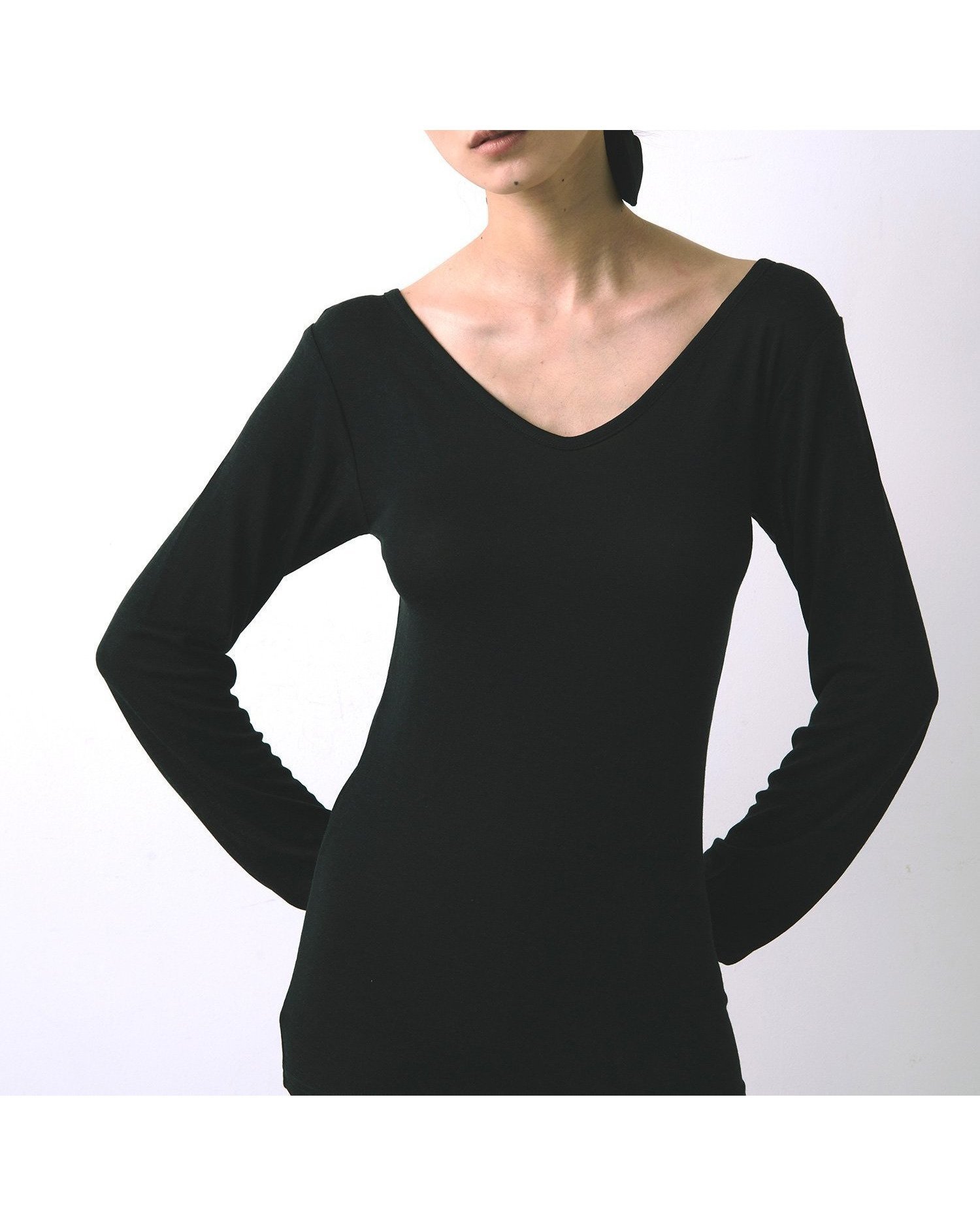 【エイチオーヴィー/H O V】のkiehtova/BACK OPEN TOPS/バックオープントップス 長袖 カットソー インテリア・キッズ・メンズ・レディースファッション・服の通販 founy(ファニー) 　ファッション　Fashion　レディースファッション　Fashion for Women　トップス・カットソー　Cut & Sew Tops　カットソー・ベーシックTシャツ　Cut-and-Sewn Tops / Stretch Tees & Basics　おすすめ　Recommended / Our Picks　インナー　Innerwear　カットソー　Cut and Sewn Top　長袖　Long Sleeve, Full Sleeve　black|ID: prp329100004788725 ipo3291000000034752503