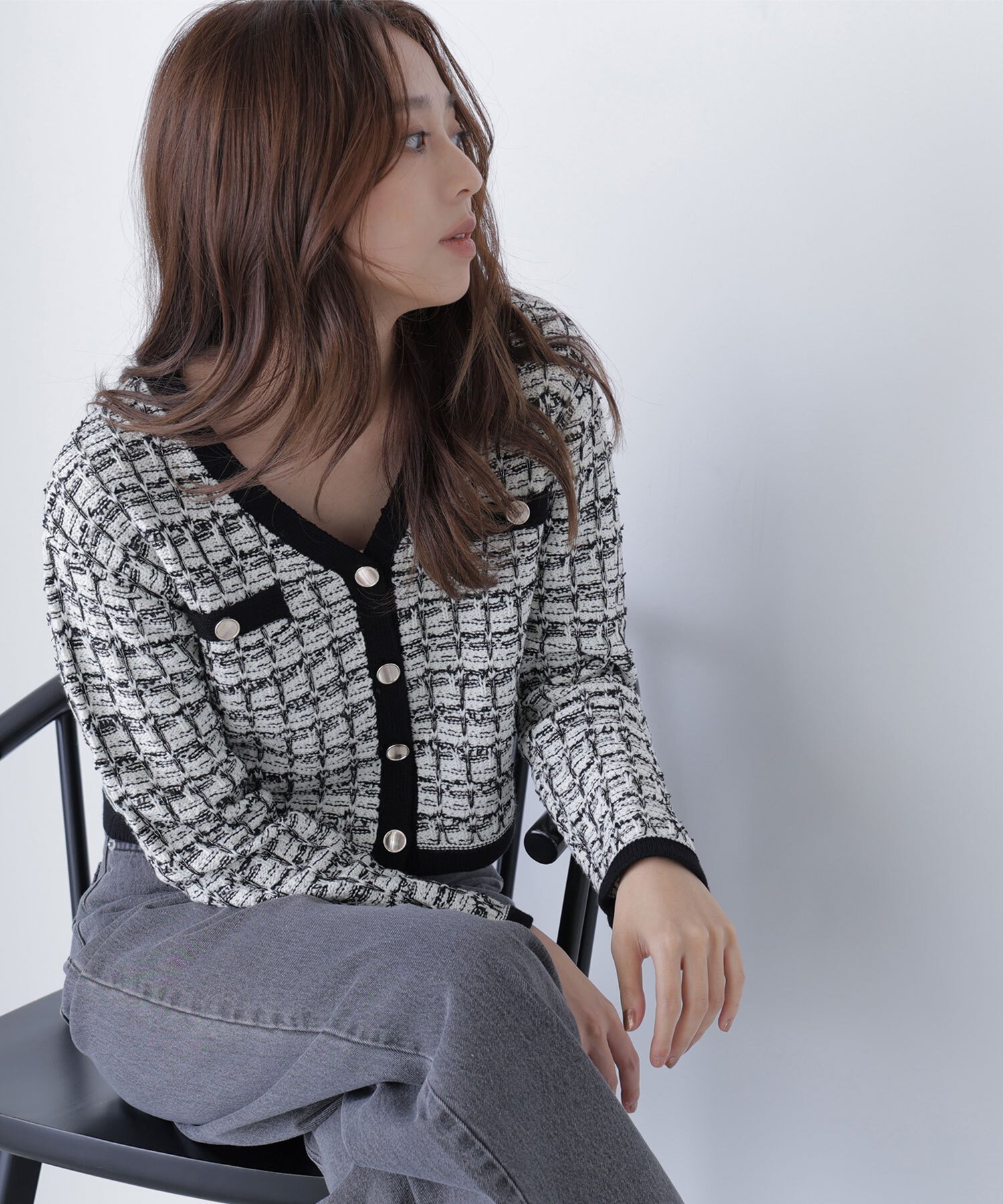 【ナチュラル ビューティー ベーシック/NATURAL BEAUTY BASIC】のツイードVネックカーディガン インテリア・キッズ・メンズ・レディースファッション・服の通販 founy(ファニー) ファッション Fashion レディースファッション Fashion for Women トップス・カットソー Cut & Sew Tops カーディガン・羽織り Layered Style Cardigans Vネックトップス V-Neck Tops / V-Cut Neckline Shirts カーディガン Cardigan, Knitwear ショート Short, Short Length ツイード Twill, Twill Weave バランス Balance, Style Balance クロ系2|ID: prp329100004788782 ipo3291000000034882078