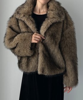 【ジュノア/JUNOAH】のLouere 2wayカラーフェイクファーショートコート 人気、トレンドファッション・服の通販 founy(ファニー) ファッション Fashion レディースファッション Fashion for Women アウター Coat / Outerwear Collection コート・ロングコート・ピーコート Long Coats, Peacoats & More |ID:prp329100004788855