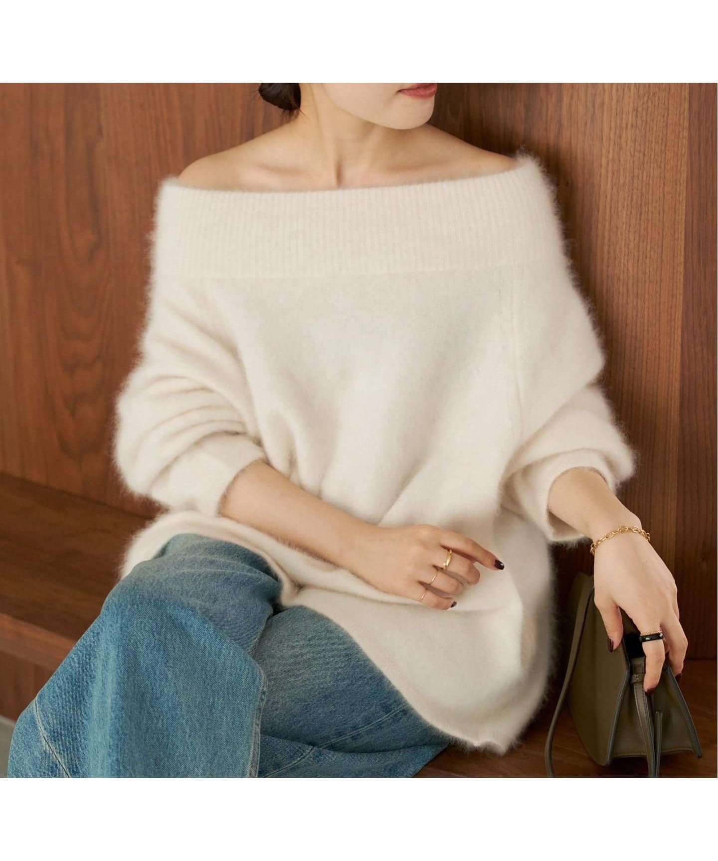 【プラージュ/Plage】のFur Off Neck ニット インテリア・キッズ・メンズ・レディースファッション・服の通販 founy(ファニー) 　ファッション　Fashion　レディースファッション　Fashion for Women　トップス・カットソー　Cut & Sew Tops　ニット　Knit Tops & Sweaters　ショルダー　Shoulder, Shoulder Strap　デコルテ　Décolleté, Neckline　デニム　Denim, Jeans Material　ホワイト|ID: prp329100004788992 ipo3291000000034907200