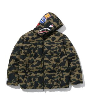 【アベイシングエイプ/A BATHING APE / MEN】の1ST CAMO SHARK DOWN JACKET 人気、トレンドファッション・服の通販 founy(ファニー) ファッション Fashion メンズファッション Fashion for Men ジャケット Jacket, Outerwear ダウン Down, Puffer モチーフ Motif, Design Theme |ID:prp329100004789113