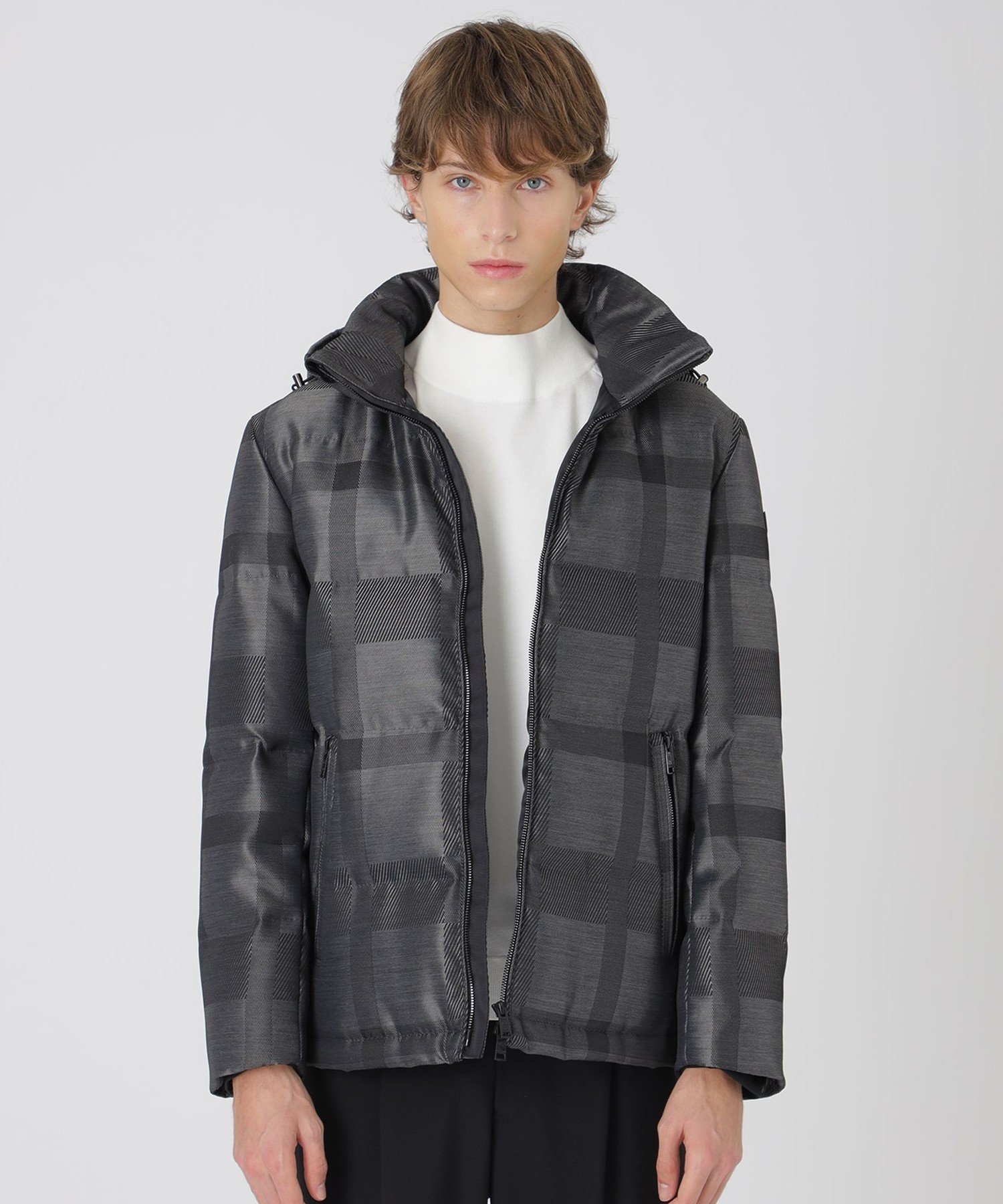 【ブルーレーベル ブラックレーベル クレストブリッジ/BLUE LABEL BLACK LABEL CRESTBRIDGE / MEN】のシャドーチェックカルゼダウン インテリア・キッズ・メンズ・レディースファッション・服の通販 founy(ファニー) 　ファッション　Fashion　メンズファッション　Fashion for Men　シャドー　Shadow, Subtle Pattern　ジャカード／ジャガード　Jacquard, Woven Pattern　ジャケット　Jacket, Outerwear　ダウン　Down, Puffer　チェック　Check, Plaid, Tartan　モダン　Modern, Contemporary　グレー|ID: prp329100004789119 ipo3291000000035067910