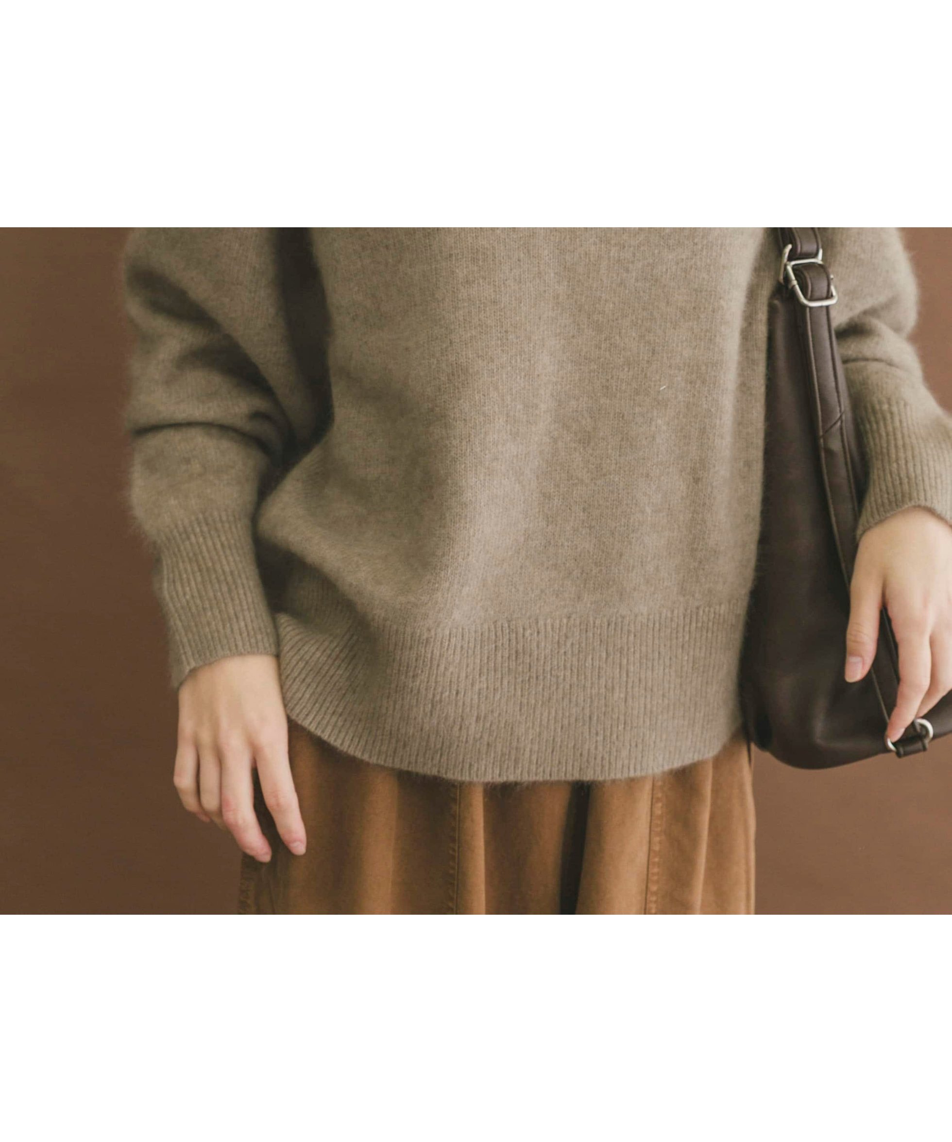 【アイテムズアーバンリサーチ/ITEMS URBAN RESEARCH】のラクーンキーネックニット インテリア・キッズ・メンズ・レディースファッション・服の通販 founy(ファニー) 　ファッション　Fashion　レディースファッション　Fashion for Women　トップス・カットソー　Cut & Sew Tops　ニット　Knit Tops & Sweaters　2025年　2025　2025-2026秋冬・A/W　Autumn/Winter 2025–26 AW25–26　冬　Winter / This Winter　エレガント 上品　Elegant　A/W・秋冬　Autumn/Winter　BEG|ID: prp329100004789184 ipo3291000000034754429