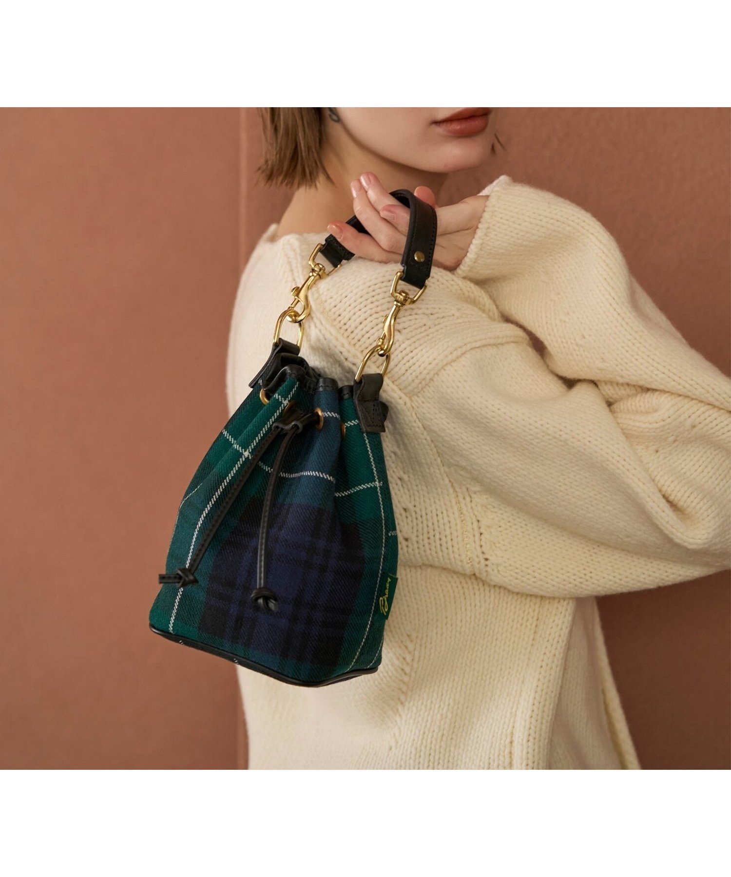 【ビショップ/Bshop】のELY WOOL CHECK インテリア・キッズ・メンズ・レディースファッション・服の通販 founy(ファニー) 　ファッション　Fashion　レディースファッション　Fashion for Women　アウトドア　Outdoor Clothing　キャンバス　Canvas, Canvas Fabric　巾着　Drawstring Bag, Kinchaku　ショルダー　Shoulder, Shoulder Strap　チェック　Check, Plaid, Tartan　チャーム　Charm, Pendant　ハンド　Hand, Handmade　パターン　Pattern, Design Print　ラップ　Wrap, Wrap Design　GREEN系1|ID: prp329100004789237 ipo3291000000034901711