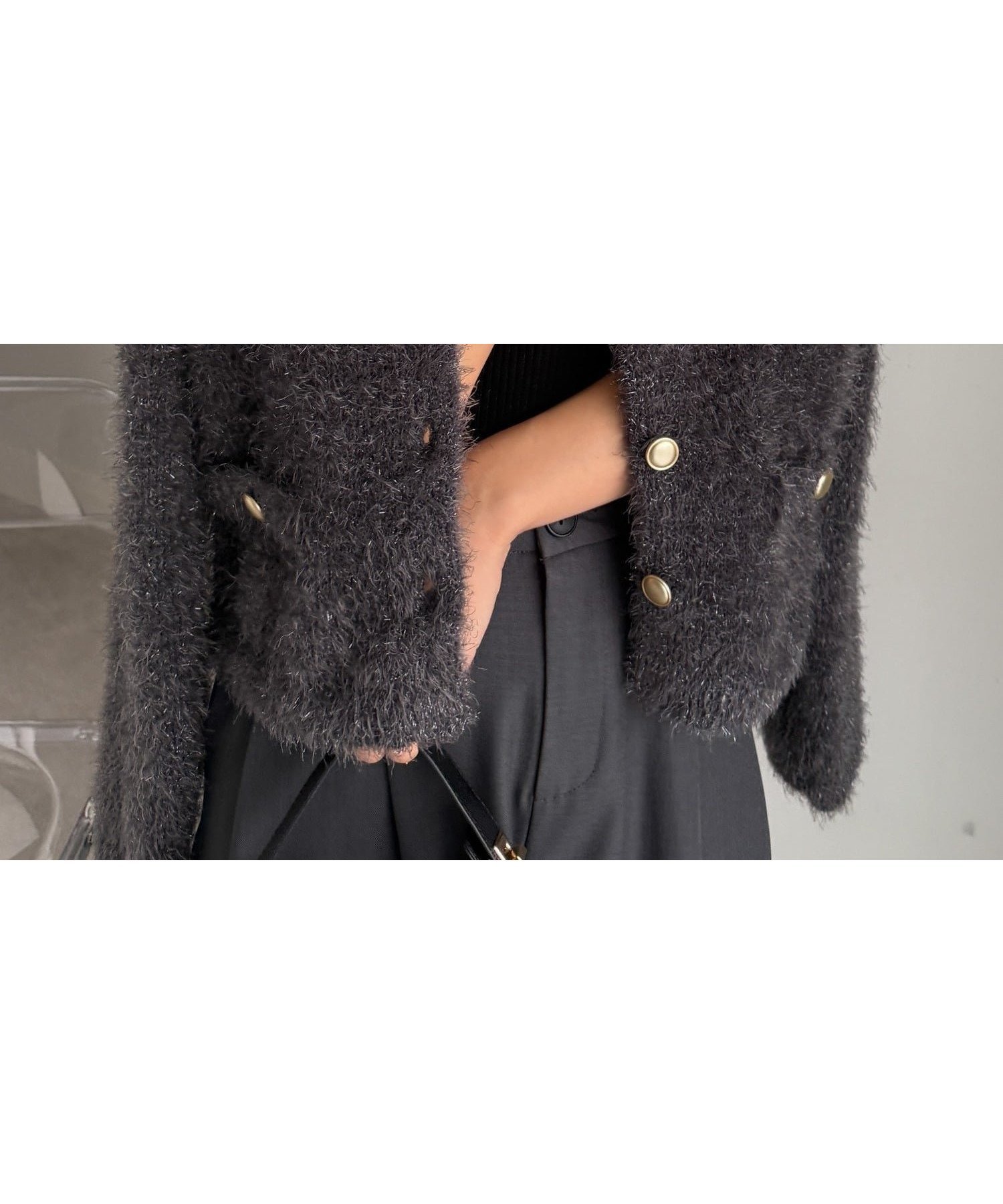 【ラナン/Ranan】のRanan/ゴールドボタンラメフェザーカーディガン インテリア・キッズ・メンズ・レディースファッション・服の通販 founy(ファニー) ファッション Fashion レディースファッション Fashion for Women トップス・カットソー Cut & Sew Tops カーディガン・羽織り Layered Style Cardigans カーディガン Cardigan, Knitwear ショート Short, Short Length スラックス Slacks, Dress Pants デニム Denim, Jeans Material バランス Balance, Style Balance フェザー Feather, Feather Detail フロント Front, Front Design ボトム Bottoms, Lower Wear ポケット Pocket, Pocket Detail 羽織 Haori, Light Jacket リブニット Rib Knit, Ribbed Knit おすすめ Recommended / Our Picks エレガント 上品 Elegant ビジネス 仕事 通勤 Business / Work / Commuting GR|ID: prp329100004789238 ipo3291000000034883745