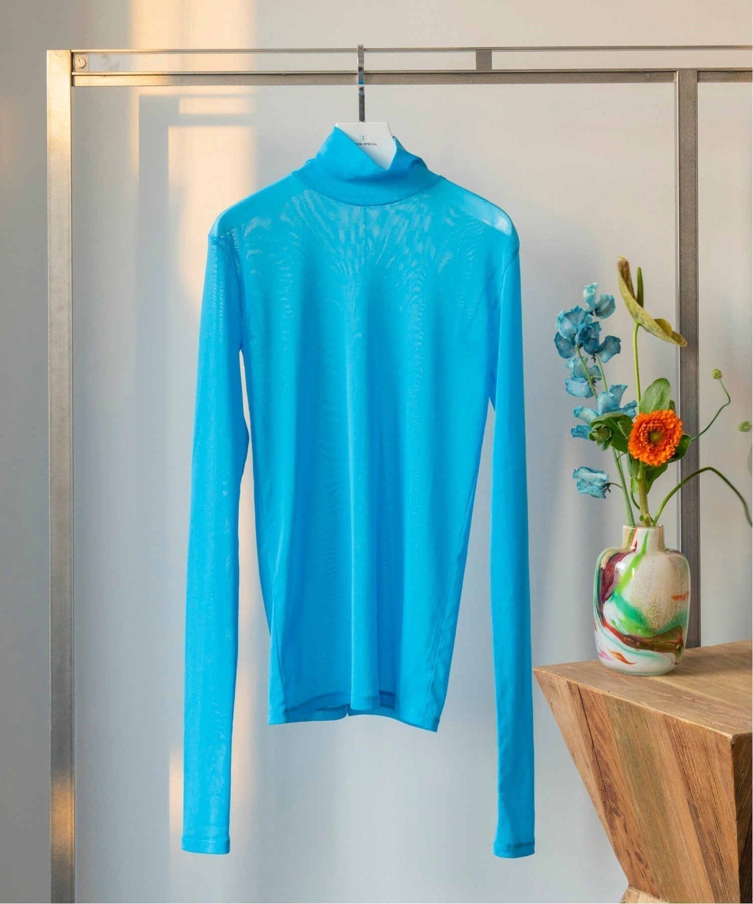 【メゾンスペシャル/MAISON SPECIAL】のパワーメッシュトップ【MAISON SPECIAL/メゾンスペシャル】 インテリア・キッズ・メンズ・レディースファッション・服の通販 founy(ファニー) ファッション Fashion レディースファッション Fashion for Women ジャケット Jacket, Outerwear スタイリッシュ Stylish, Fashionable スリット Slit, Slit Detail センター Center, Center Line メッシュ Mesh, Net Fabric 羽織 Haori, Light Jacket BLU|ID: prp329100004789269 ipo3291000000034884593