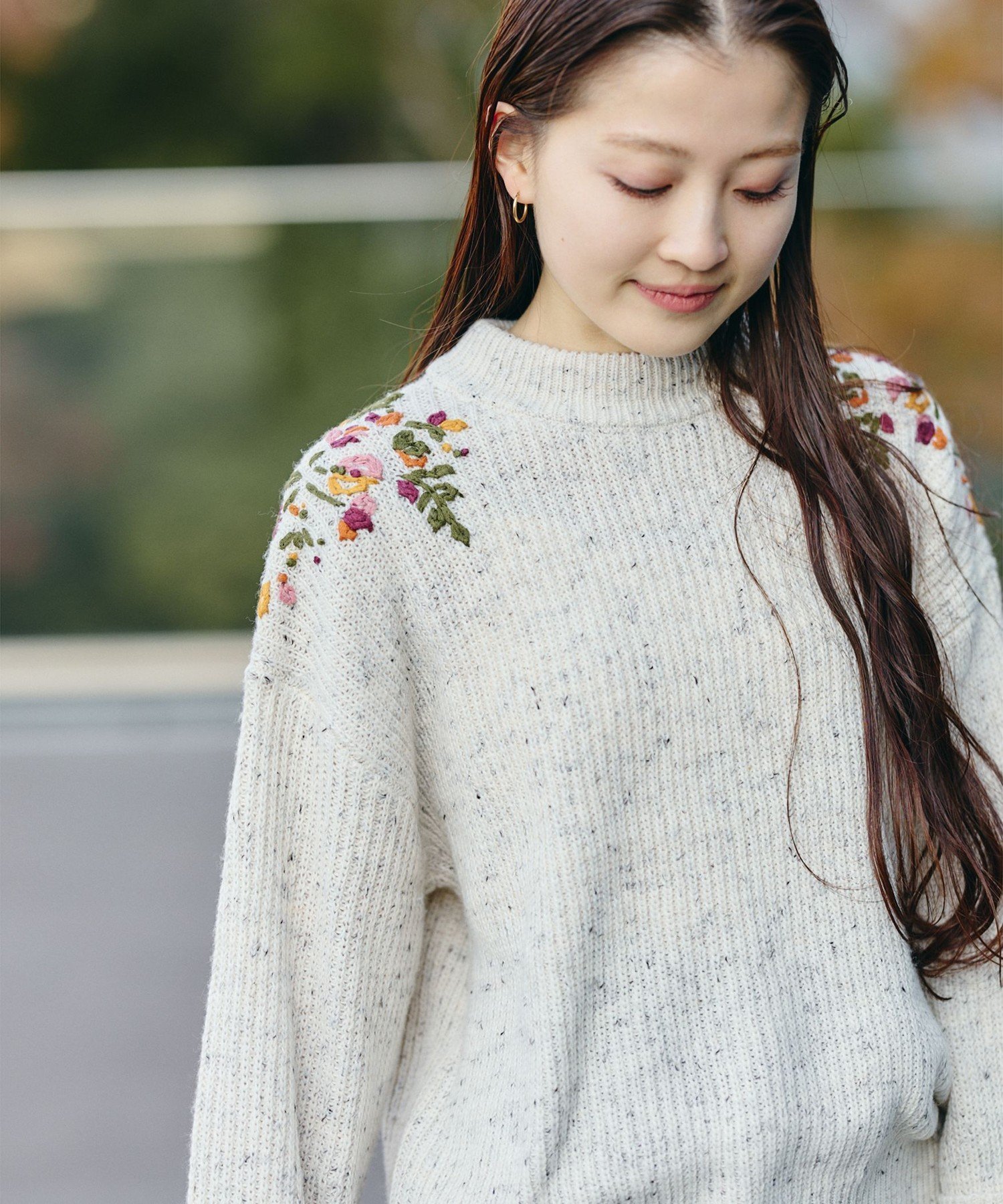 【ビームス ハート/BEAMS HEART】のフラワー ハンド刺繍 ニット 人気、トレンドファッション・服の通販 founy(ファニー) ファッション Fashion レディースファッション Fashion for Women トップス・カットソー Cut & Sew Tops ニット Knit Tops & Sweaters おすすめ Recommended / Our Picks シューズ Shoes, Footwear シンプル Simple, Minimal デニム Denim, Jeans Material ハンド Hand, Handmade バランス Balance, Style Balance バレエ Ballet, Ballet Style フィット Fit, Slim Fit フラワー Flower, Floral エレガント 上品 Elegant 手編み Hand-Knitted, Handmade Knit other-1|ID: prp329100004789302 ipo3291000000034882157