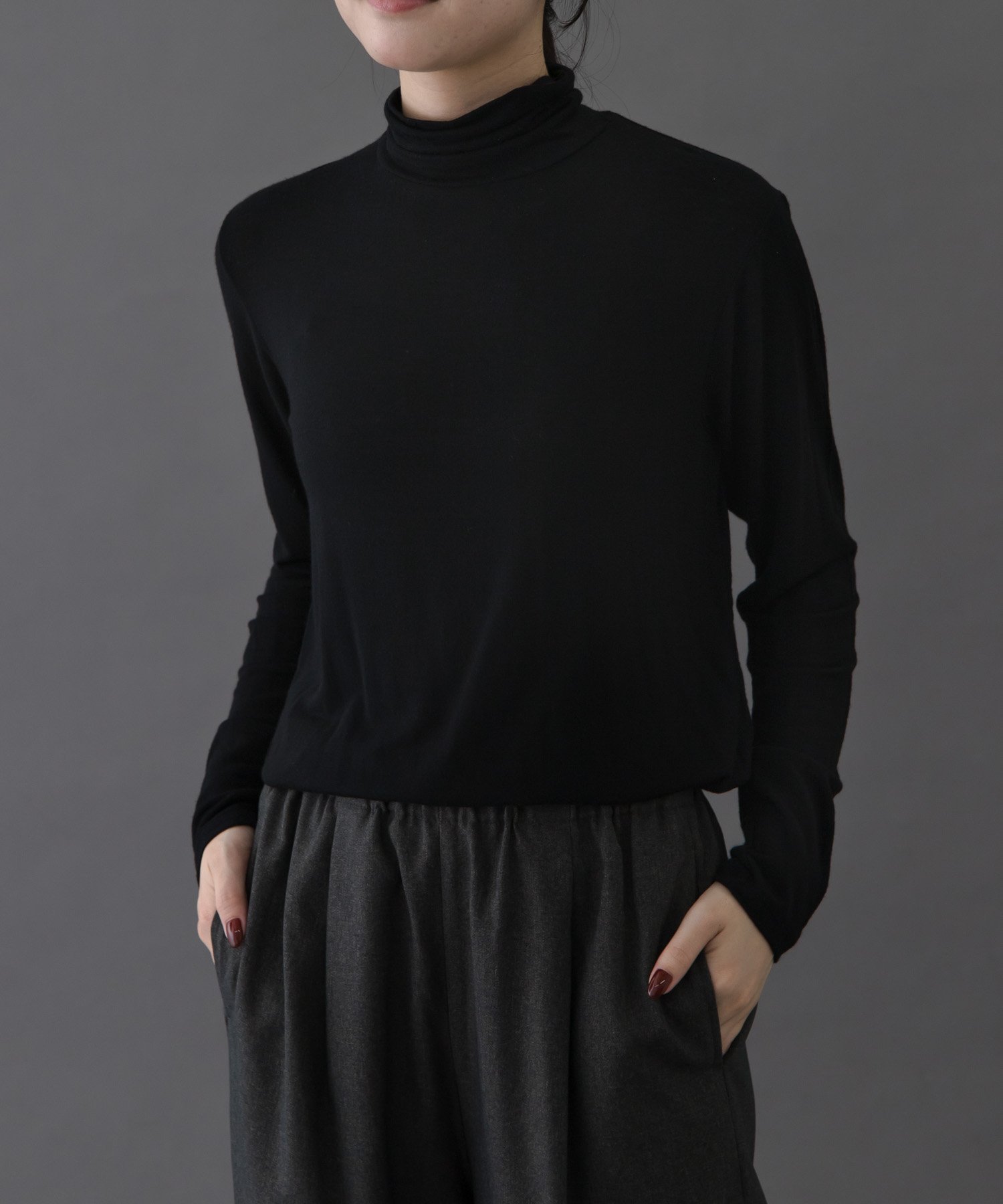 【アーバンリサーチ ドアーズ/URBAN RESEARCH DOORS】のFORK SPOON ベア天竺タートルネックカットソー インテリア・キッズ・メンズ・レディースファッション・服の通販 founy(ファニー) ファッション Fashion レディースファッション Fashion for Women トップス・カットソー Cut & Sew Tops カットソー・ベーシックTシャツ Cut-and-Sewn Tops / Stretch Tees & Basics タートルネック・ハイネックトップス Turtlenecks & High-Neck Tops 2025年 2025 2025-2026秋冬・A/W Autumn/Winter 2025–26 AW25–26 冬 Winter / This Winter インナー Innerwear カーディガン Cardigan, Knitwear スウェット / スエット Sweatshirt, Sweatwear ストレッチ Stretch, Stretchy Fabric ベーシック Basic, Essential 定番 Standard, Basic Item A/W・秋冬 Autumn/Winter BLACK|ID: prp329100004789809 ipo3291000000034759173