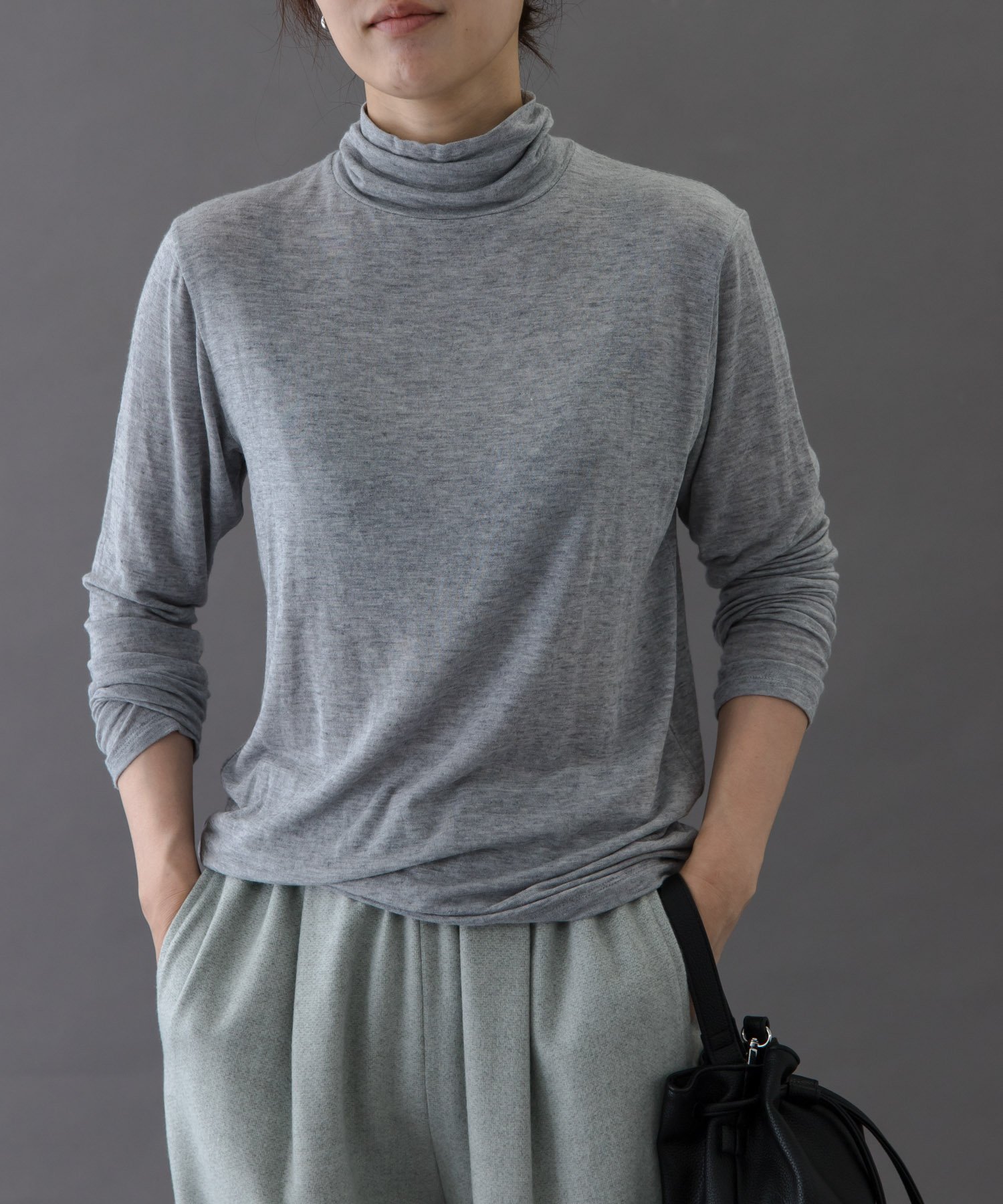 【アーバンリサーチ ドアーズ/URBAN RESEARCH DOORS】のFORK SPOON ベア天竺タートルネックカットソー インテリア・キッズ・メンズ・レディースファッション・服の通販 founy(ファニー) ファッション Fashion レディースファッション Fashion for Women トップス・カットソー Cut & Sew Tops カットソー・ベーシックTシャツ Cut-and-Sewn Tops / Stretch Tees & Basics タートルネック・ハイネックトップス Turtlenecks & High-Neck Tops 2025年 2025 2025-2026秋冬・A/W Autumn/Winter 2025–26 AW25–26 冬 Winter / This Winter インナー Innerwear カーディガン Cardigan, Knitwear スウェット / スエット Sweatshirt, Sweatwear ストレッチ Stretch, Stretchy Fabric ベーシック Basic, Essential 定番 Standard, Basic Item A/W・秋冬 Autumn/Winter GRAY|ID: prp329100004789809 ipo3291000000034759174