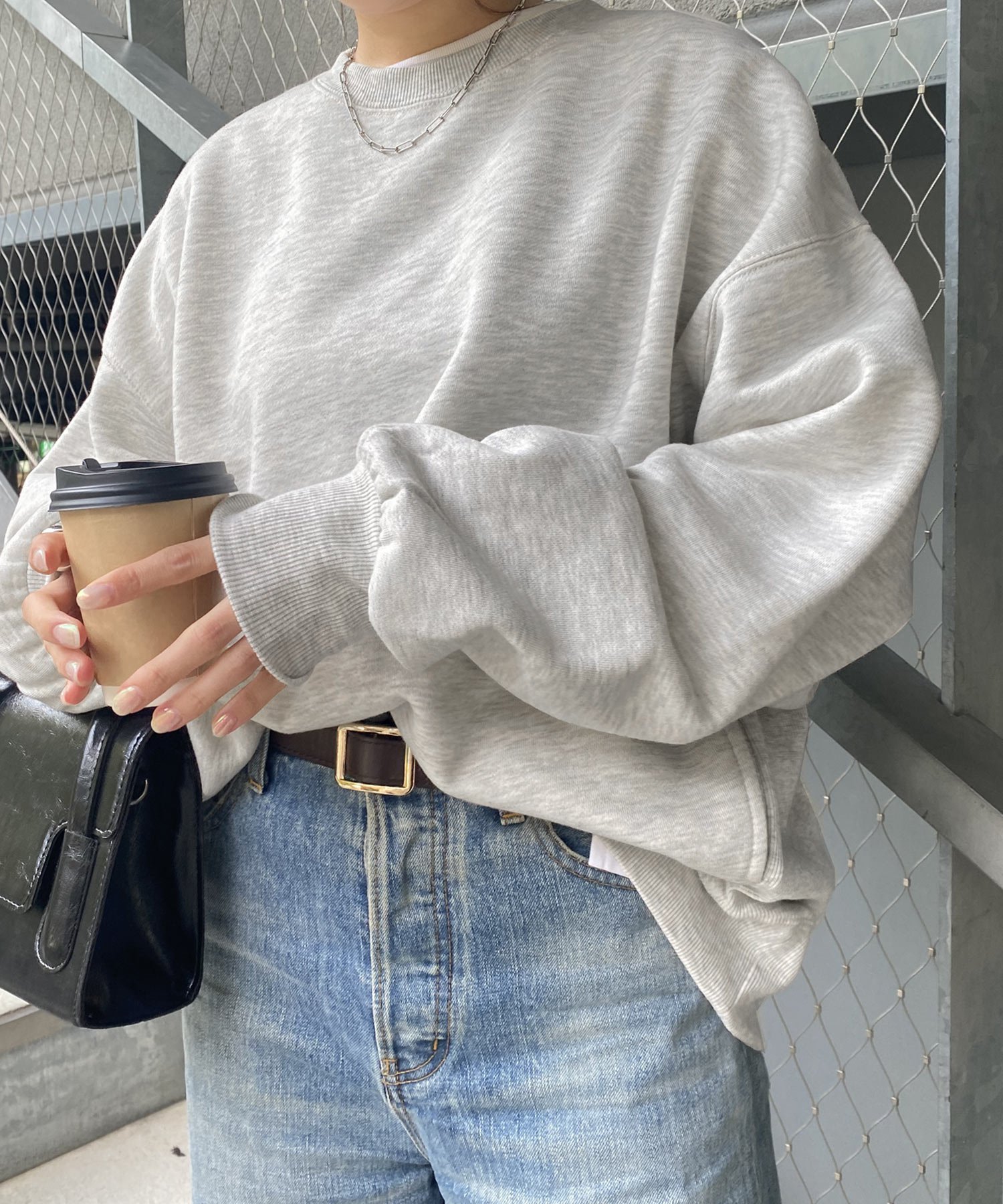 【アンドミー/andme】の裏起毛 ボリューム 長袖 スウェット トップス インテリア・キッズ・メンズ・レディースファッション・服の通販 founy(ファニー) ファッション Fashion レディースファッション Fashion for Women トップス・カットソー Cut & Sew Tops レディースパーカー・カジュアルフーディー Casual Hoodies & Sweatshirts スウェット・クルーネックトップス Sweatshirts & Crewnecks / Relaxed Fit Sweat Tops ショルダー Shoulder, Shoulder Strap スウェット / スエット Sweatshirt, Sweatwear ドロップ Drop Shoulder, Dropped Style 人気 Popular, Best Seller 長袖 Long Sleeve, Full Sleeve ポケット Pocket, Pocket Detail おすすめ Recommended / Our Picks オートミール|ID: prp329100004789817 ipo3291000000034759216