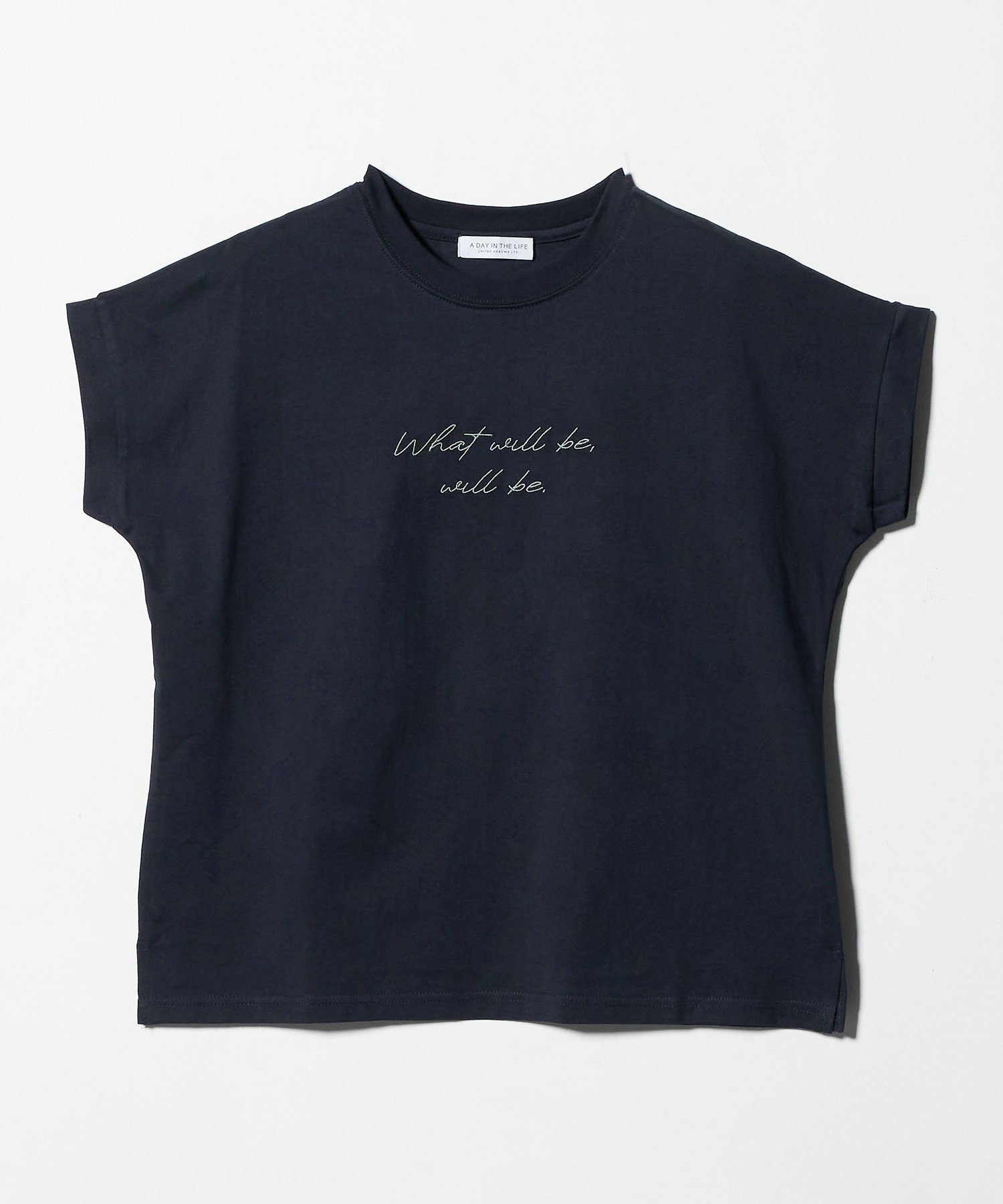 【ユナイテッドアローズ/UNITED ARROWS】のサイロ エンブロイダリーTシャツ A DAY IN THE LIFE 人気、トレンドファッション・服の通販 founy(ファニー) 　ファッション　Fashion　レディースファッション　Fashion for Women　トップス・カットソー　Cut & Sew Tops　シャツ・ブラウス・オフィスカジュアル　Elegant Blouses & Button-Ups　ロングTシャツ・Tシャツ　Longline T-Shirts & Tees　エンブロイダリー　Embroidery Design　カットソー　Cut and Sewn Top　コンパクト　Compact, Small Size　サンダル　Sandals, Summer Shoes　シンプル　Simple, Minimal　スラックス　Slacks, Dress Pants　スリーブ　Sleeve, Long Sleeve / Short Sleeve　フレンチ　French, French Style　フロント　Front, Front Design　リゾート　Resort, Vacation Style　アウトレット　Outlet / Clearance　エレガント 上品　Elegant　 other-1|ID: prp329100004789820 ipo3291000000034798495