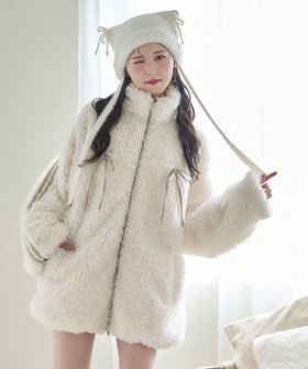 【ナイスクラップ/NICE CLAUP】の【リバイバル】リボンボアブルゾン/リボン取り外し可能 人気、トレンドファッション・服の通販 founy(ファニー) ファッション Fashion レディースファッション Fashion for Women アウター Coat / Outerwear Collection ブルゾンジャケット・スポーティアウター Blouson Jackets 2025年 2025 2025-2026秋冬・A/W Autumn/Winter 2025–26 AW25–26 冬 Winter / This Winter おすすめ Recommended / Our Picks カーディガン Cardigan, Knitwear ジャケット Jacket, Outerwear スウェット / スエット Sweatshirt, Sweatwear スタンド Stand Collar, Upright Stand デニム Denim, Jeans Material ボトム Bottoms, Lower Wear マフラー Scarf, Muffler リボン Ribbon, Bow |ID:prp329100004789827