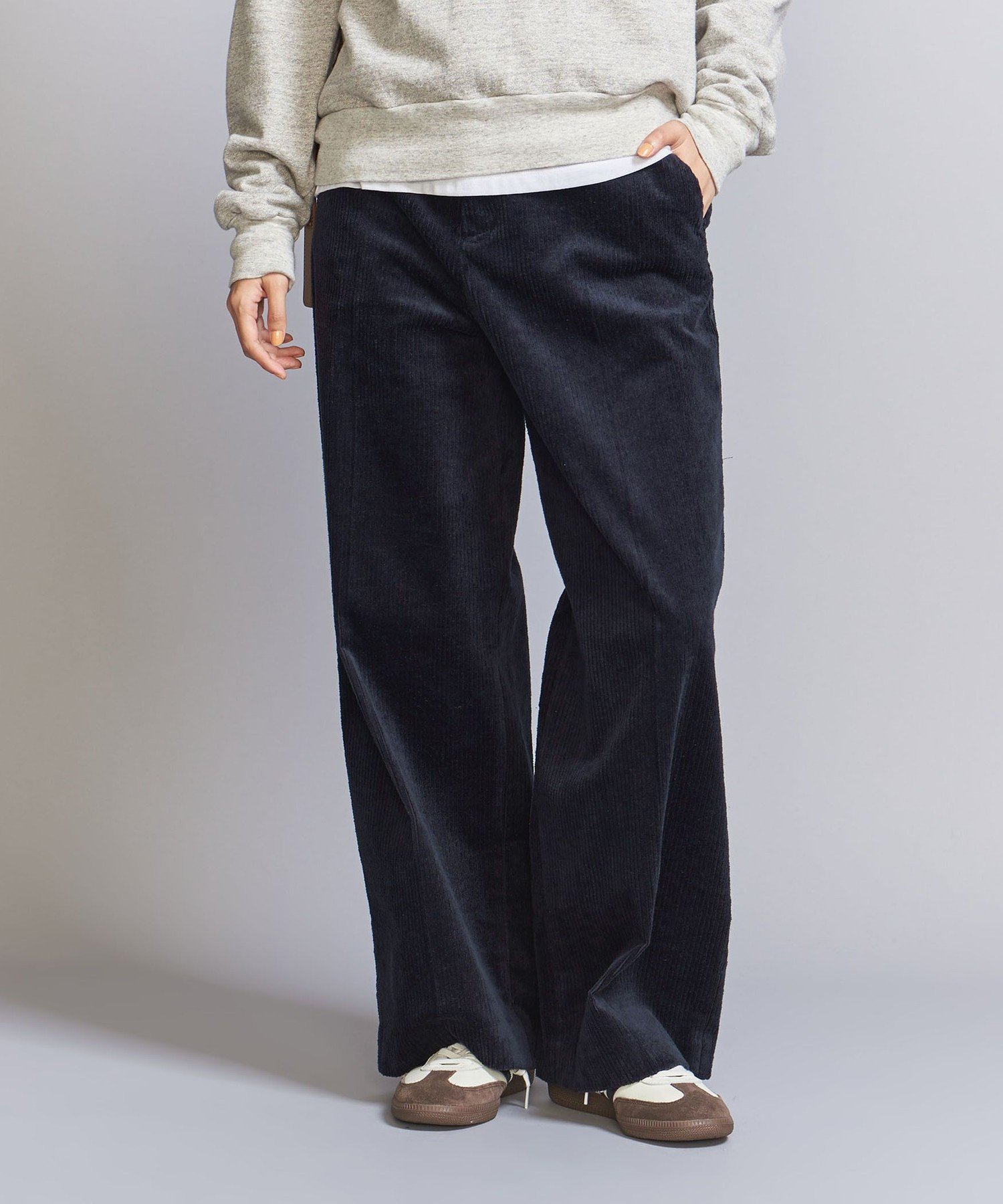 【ユナイテッドアローズ/UNITED ARROWS】のコーデュロイ ワイドストレートパンツ インテリア・キッズ・メンズ・レディースファッション・服の通販 founy(ファニー) ファッション Fashion レディースファッション Fashion for Women パンツ Pants & Trousers カットソー Cut and Sewn Top カーディガン Cardigan, Knitwear コーデュロイ Corduroy, Cord Fabric シンプル Simple, Minimal ストレート Straight, Straight Cut センター Center, Center Line 定番 Standard, Basic Item ボトム Bottoms, Lower Wear ワイド Wide, Wide Fit A/W・秋冬 Autumn/Winter アウトレット Outlet / Clearance おすすめ Recommended / Our Picks NAVY|ID: prp329100004789877 ipo3291000000035017845