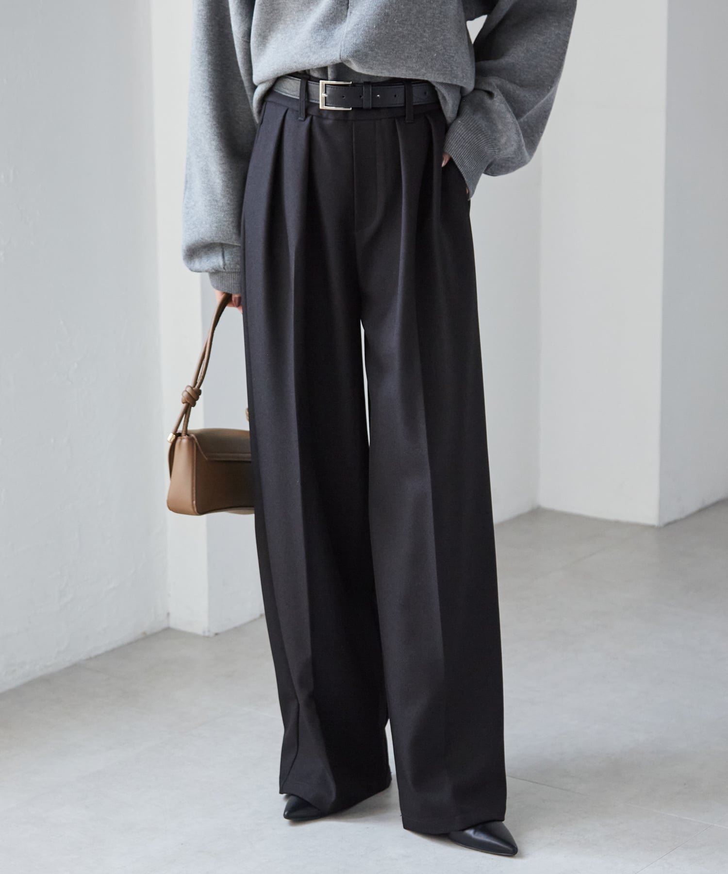 【ラナン/Ranan】のRanan/ウーリッシュポリ2タックワイドパンツ インテリア・キッズ・メンズ・レディースファッション・服の通販 founy(ファニー) ファッション Fashion レディースファッション Fashion for Women パンツ Pants & Trousers 春 Spring 秋 Autumn カットソー Cut and Sewn Top スラックス Slacks, Dress Pants ツイル Twist, Twisted Detail ポケット Pocket, Pocket Detail ループ Loop, Loop Knit ワイド Wide, Wide Fit 冬 Winter / This Winter おすすめ Recommended / Our Picks 2025年 2025 2025-2026秋冬・A/W Autumn/Winter 2025–26 AW25–26 ブラック|ID: prp329100004789917 ipo3291000000034893048