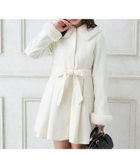 【イング/INGNI】のファー取り外し4WAYドーリーCT 人気、トレンドファッション・服の通販 founy(ファニー) ファッション Fashion レディースファッション Fashion for Women アウター Coat / Outerwear Collection ショート Short, Short Length シンプル Simple, Minimal スマホ Smartphone, Mobile Device フェミニン Feminine, Girly ブローチ Brooch, Pin Brooch ボトム Bottoms, Lower Wear ポケット Pocket, Pocket Detail 冬 Winter / This Winter thumbnail オフホワイト|ID: prp329100004789924 ipo3291000000034948007