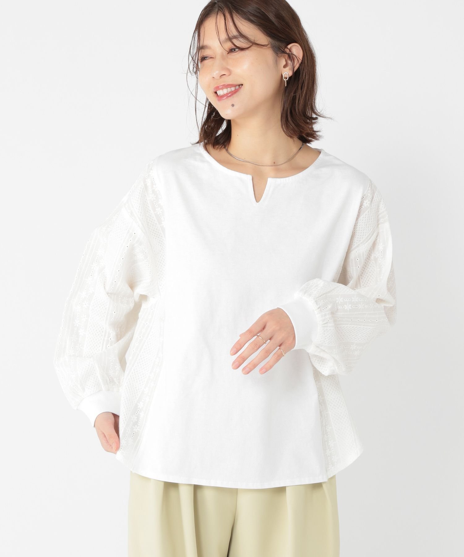 【スタディオ クリップ/studio CLIP】のレース切り替えドッキングプルオーバー インテリア・キッズ・メンズ・レディースファッション・服の通販 founy(ファニー) 　ファッション　Fashion　レディースファッション　Fashion for Women　トップス・カットソー　Cut & Sew Tops　カジュアルプルオーバー・ニットトップス　Pullovers & Knit Tops / Casual Pullovers　おすすめ　Recommended / Our Picks　カットソー　Cut and Sewn Top　サロペット　Overalls, Salopette　ストライプ　Stripe, Striped Pattern　デニム　Denim, Jeans Material　ドッキング　Docking, Mixed Material　レース　Lace, Lace Fabric　春　Spring　オフホワイト11|ID: prp329100004789971 ipo3291000000034759959