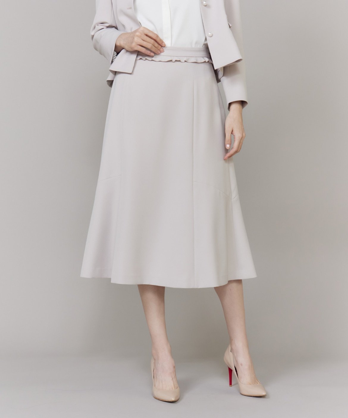 【マーリエ ル カセット/Maglie le cassetto】の《M Maglie le cassetto》フリルフレアスカート インテリア・キッズ・メンズ・レディースファッション・服の通販 founy(ファニー) 　ファッション　Fashion　レディースファッション　Fashion for Women　スカート　Skirts　Aライン・フレアスカート　A-Line & Flared Skirts　ジャケット　Jacket, Outerwear　スマート　Smart, Elegant　セットアップ　Set-Up, Coordinated Outfit　ダブル　Double, Double-Breasted　フェミニン　Feminine, Girly　フリル　Frill, Ruffle　フレア　Flare, Flared　ポケット　Pocket, Pocket Detail　エレガント 上品　Elegant　グレー|ID: prp329100004790046 ipo3291000000035096875